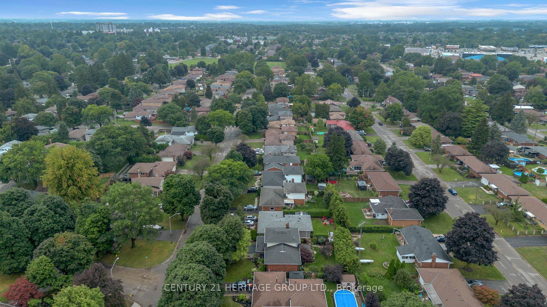 Photo 30 of 56 Scotia Avenue, Brantford, Greenbrier — HOMEH