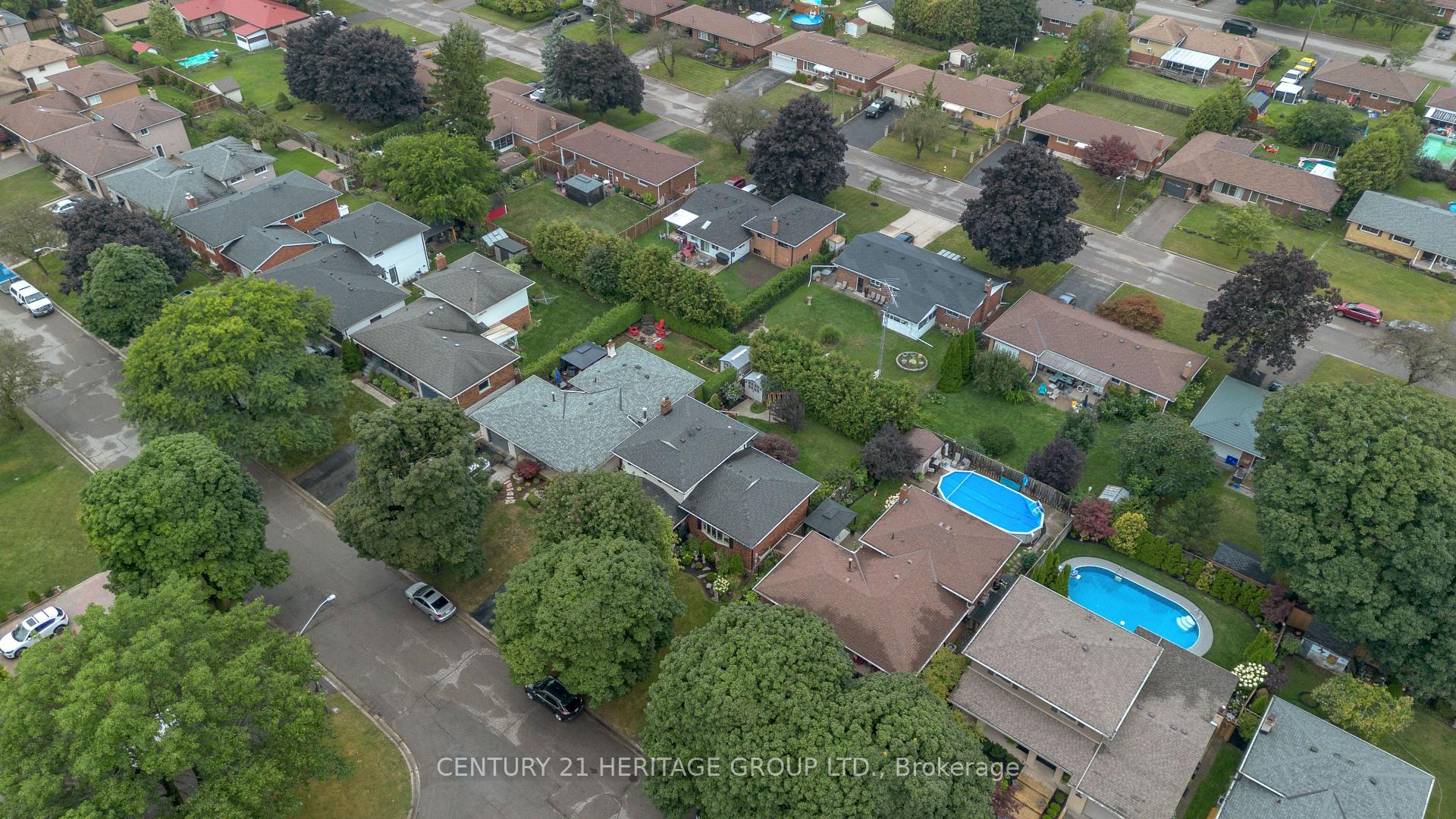 Photo 45 of 56 Scotia Avenue, Brantford, Greenbrier — HOMEH