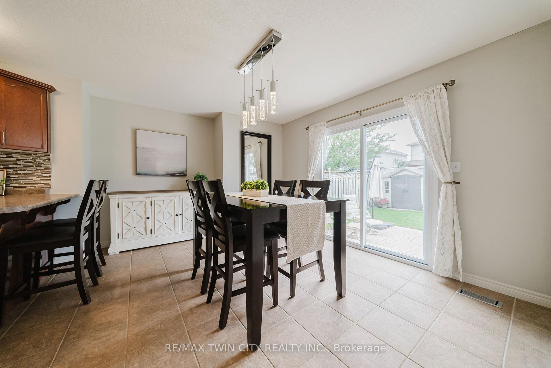 Photo 17 of 64 Brenneman Drive, Wilmot, Baden — HOMEH