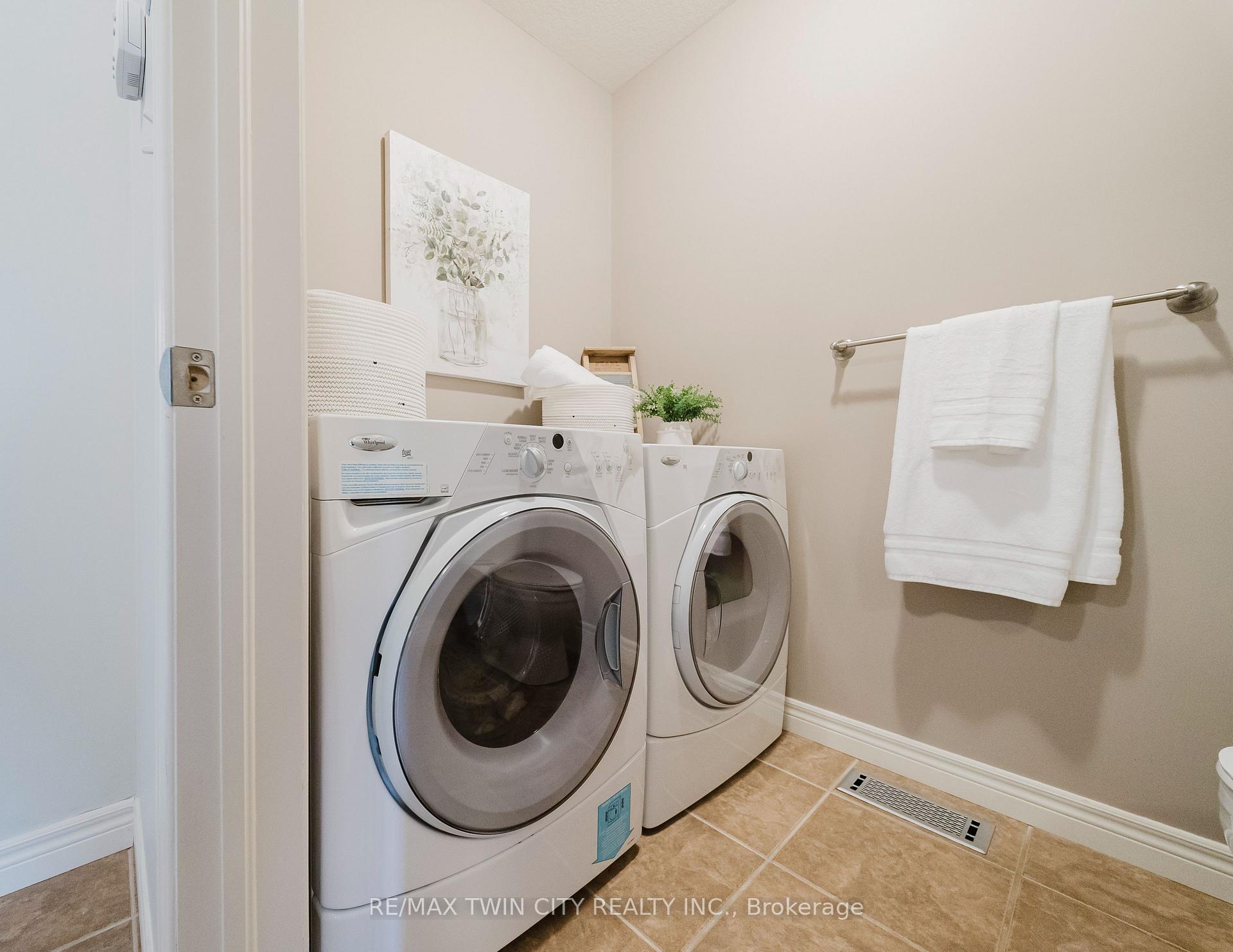 Photo 18 of 64 Brenneman Drive, Wilmot, Baden — HOMEH