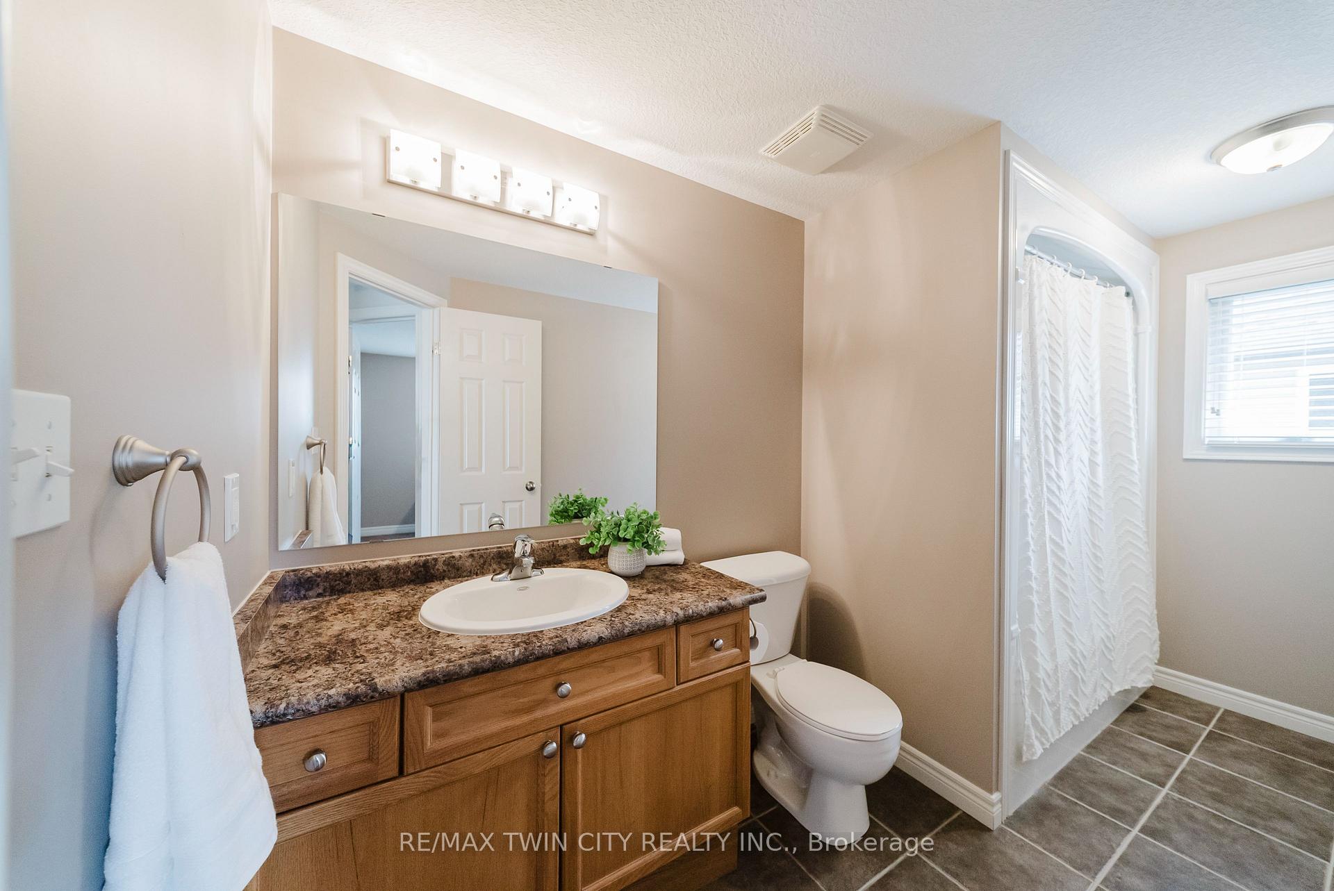 Photo 30 of 64 Brenneman Drive, Wilmot, Baden — HOMEH
