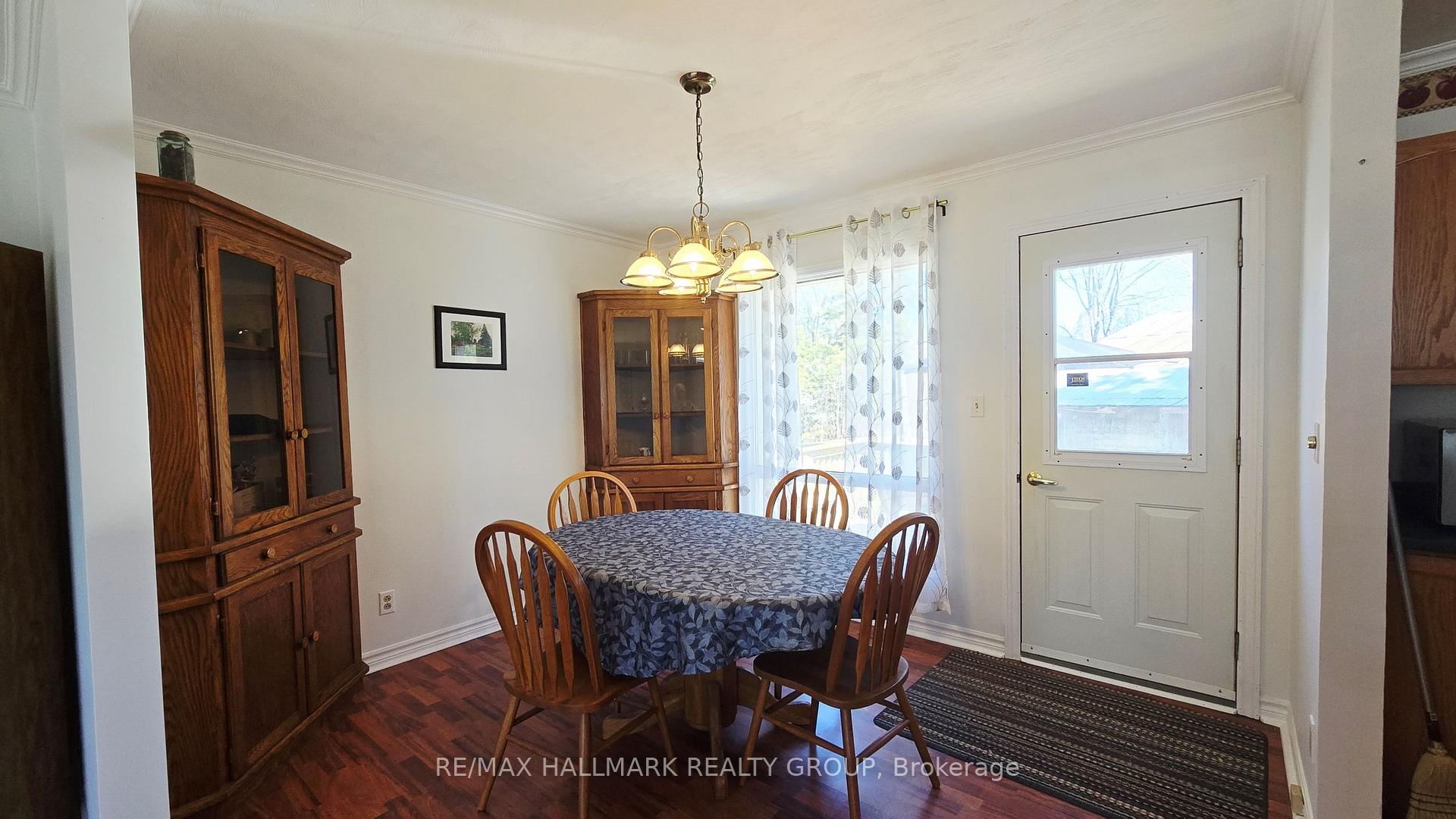 Photo 6 of 4318 Stonecrest Road, Ottawa, Woodlawn/Maclarens Landing/Kilmaurs — HOMEH