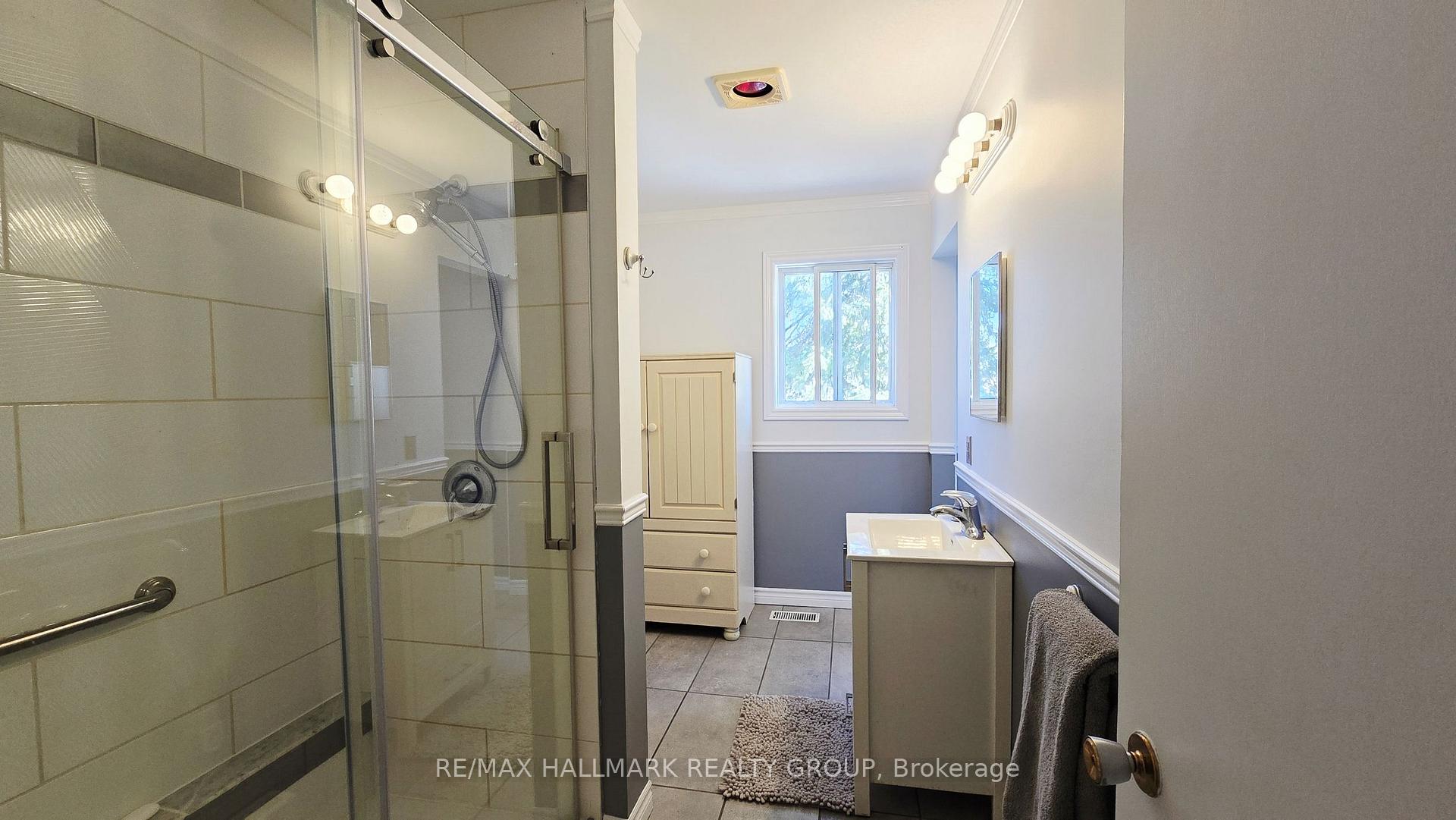 Photo 12 of 4318 Stonecrest Road, Ottawa, Woodlawn/Maclarens Landing/Kilmaurs — HOMEH