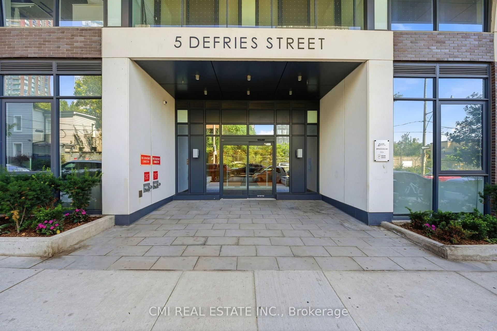 Photo 4 of Unit 801, 5 Defries Street, Toronto, Regent Park — HOMEH