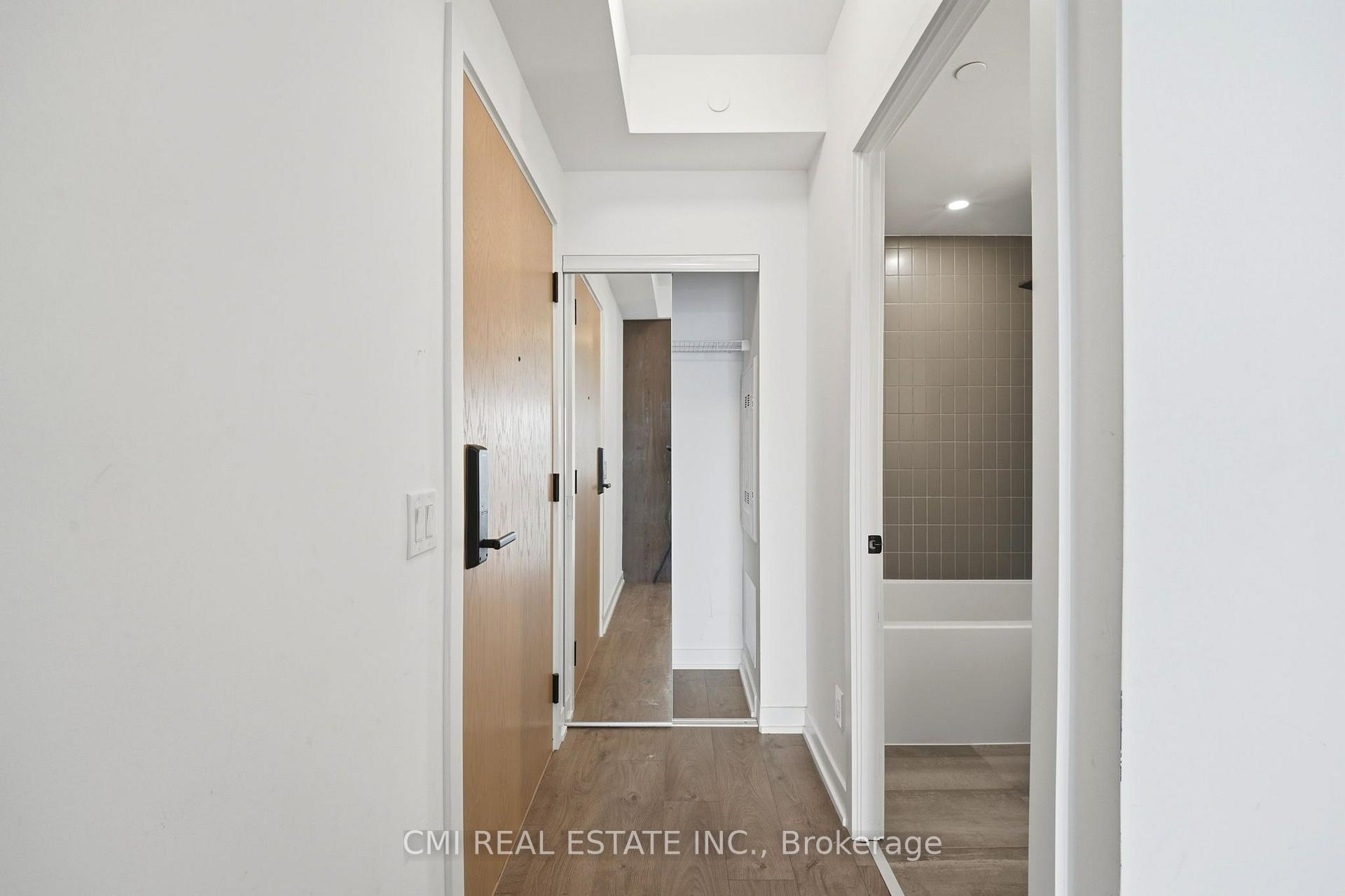 Photo 6 of Unit 801, 5 Defries Street, Toronto, Regent Park — HOMEH