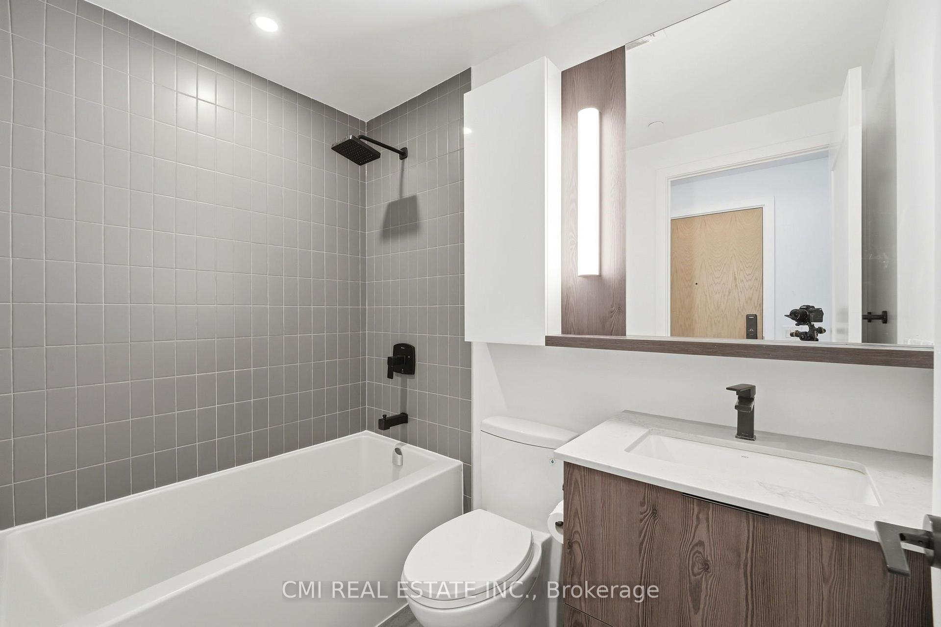 Photo 19 of Unit 801, 5 Defries Street, Toronto, Regent Park — HOMEH
