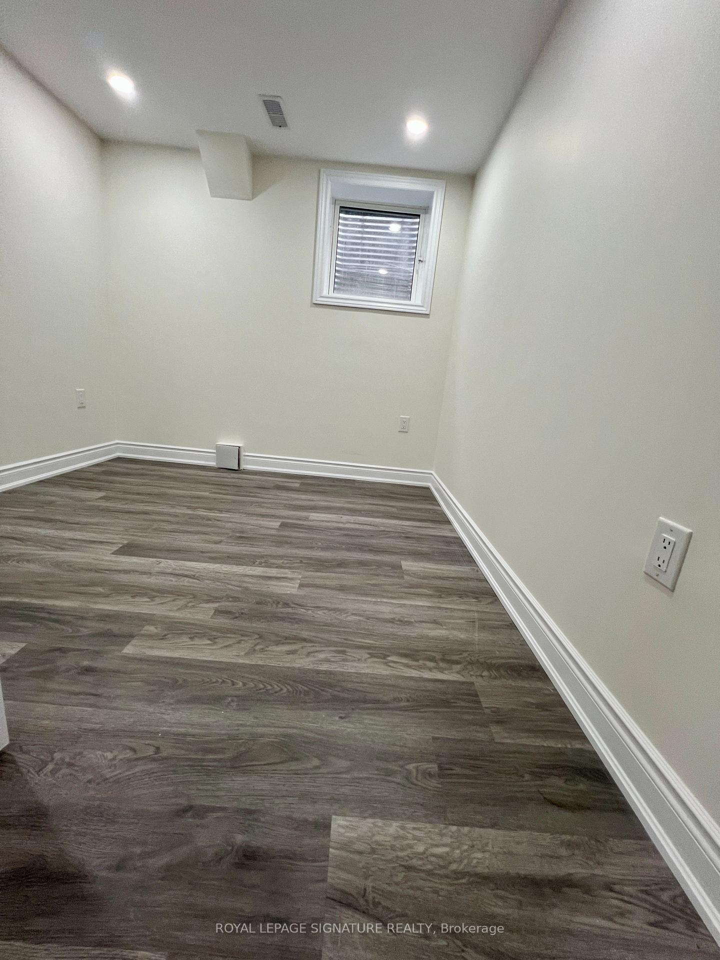 Photo 8 of 28 Skelton Boulevard, Brampton, Brampton North — HOMEH