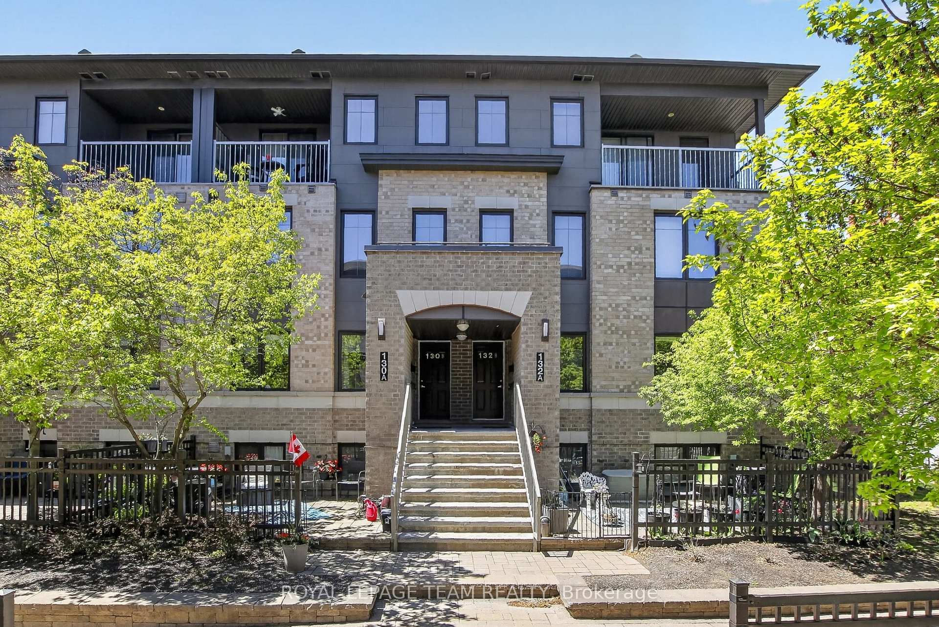 Photo 2 of 130A Lindenshade Drive, Ottawa, Barrhaven - Strandherd — HOMEH