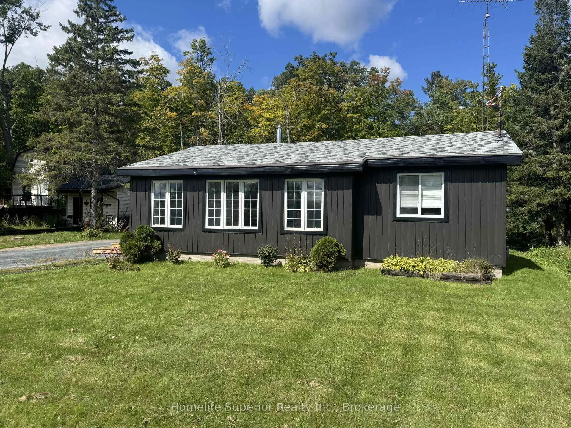 Photo of 132 Peepyhorn Road SW