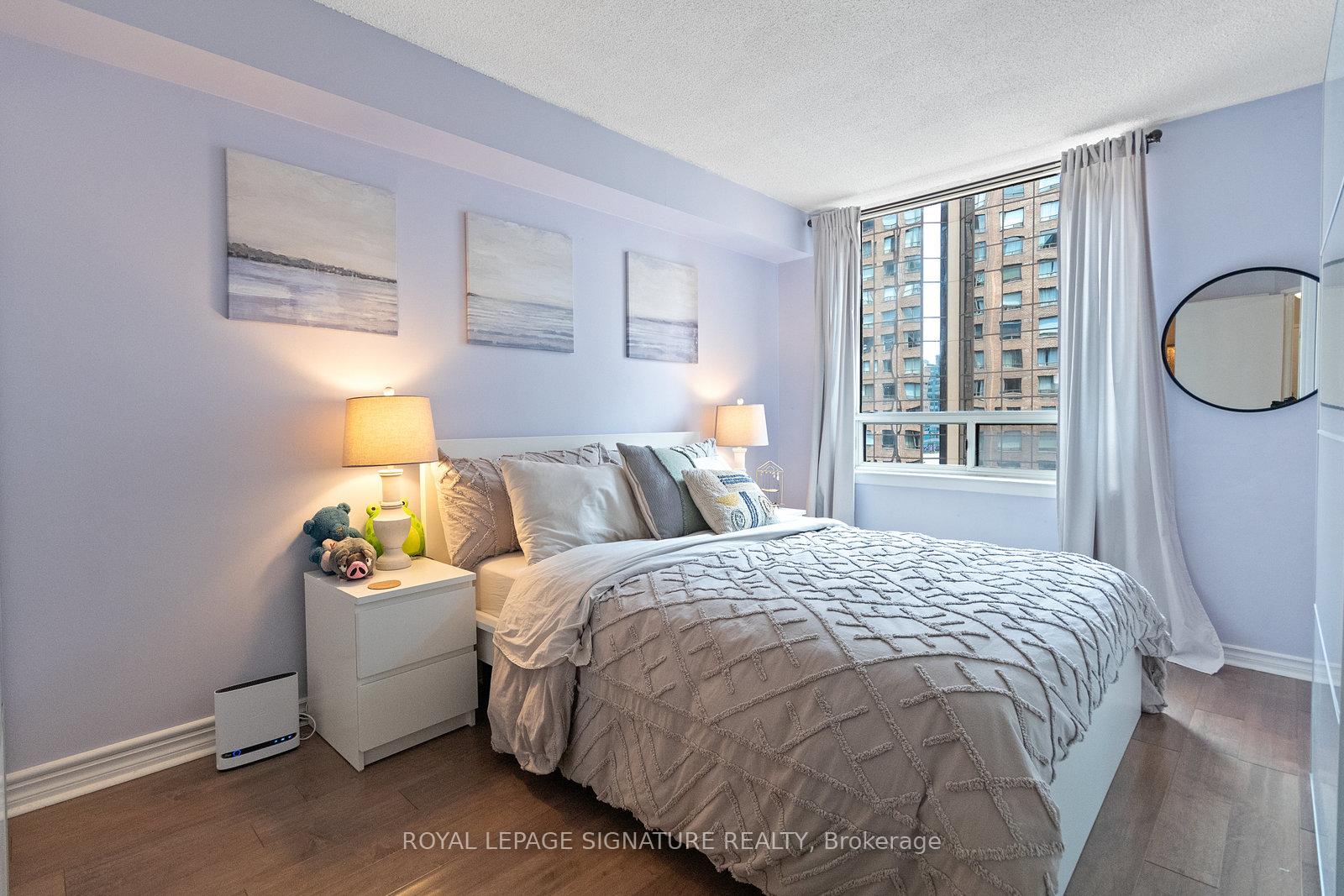 Photo 14 of Unit 1013, 633 Bay Street, Toronto, Bay Street Corridor — HOMEH