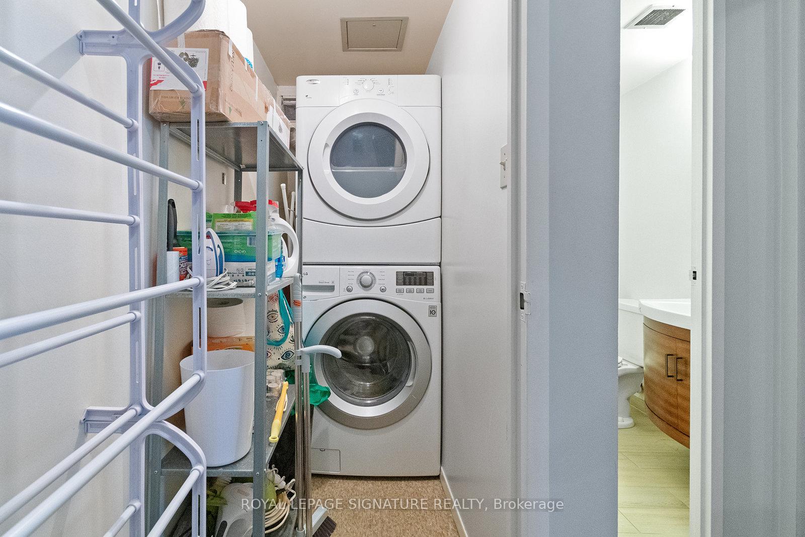Photo 19 of Unit 1013, 633 Bay Street, Toronto, Bay Street Corridor — HOMEH