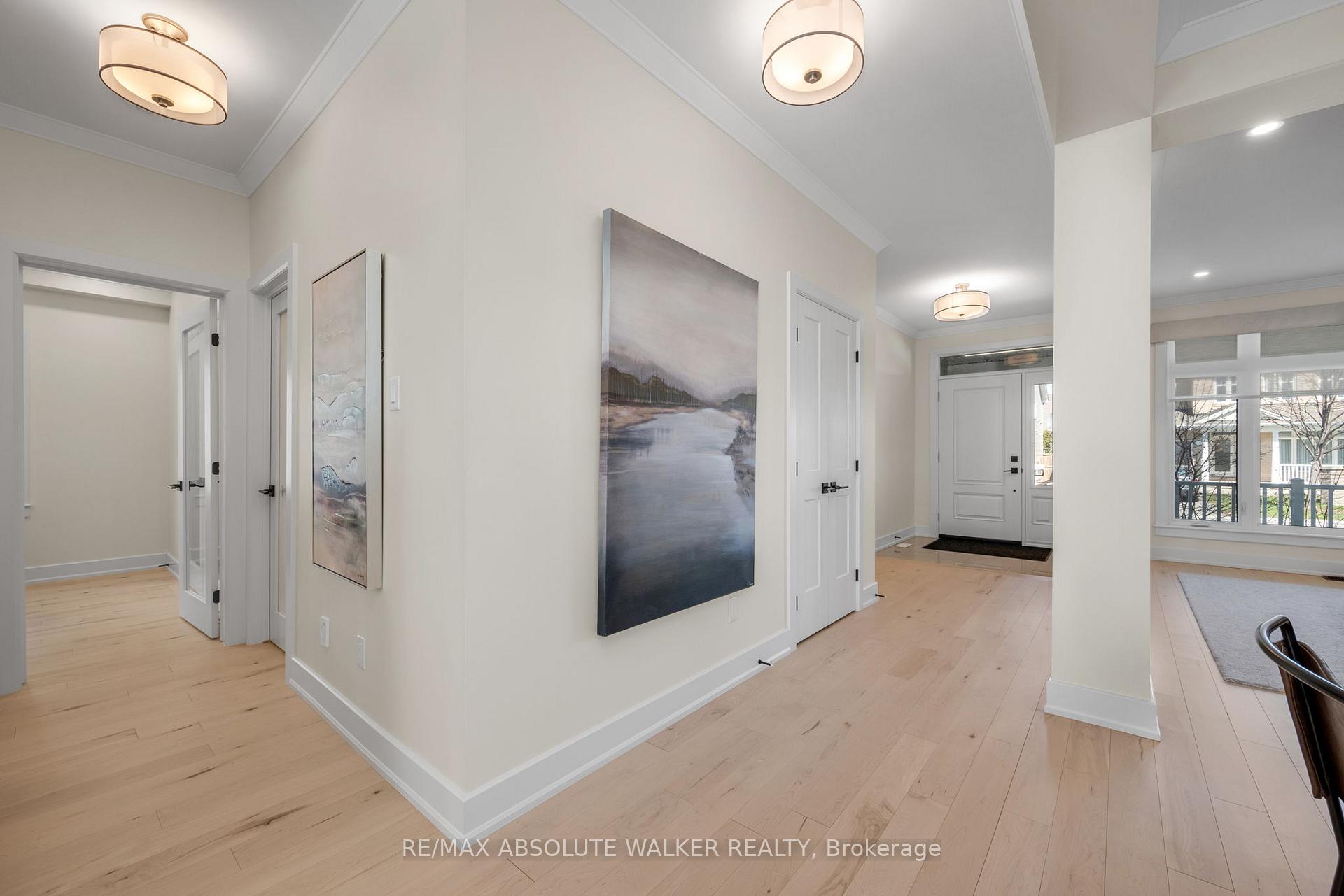 Photo 3 of 501 Egret Way, Ottawa, Barrhaven - Half Moon Bay — HOMEH
