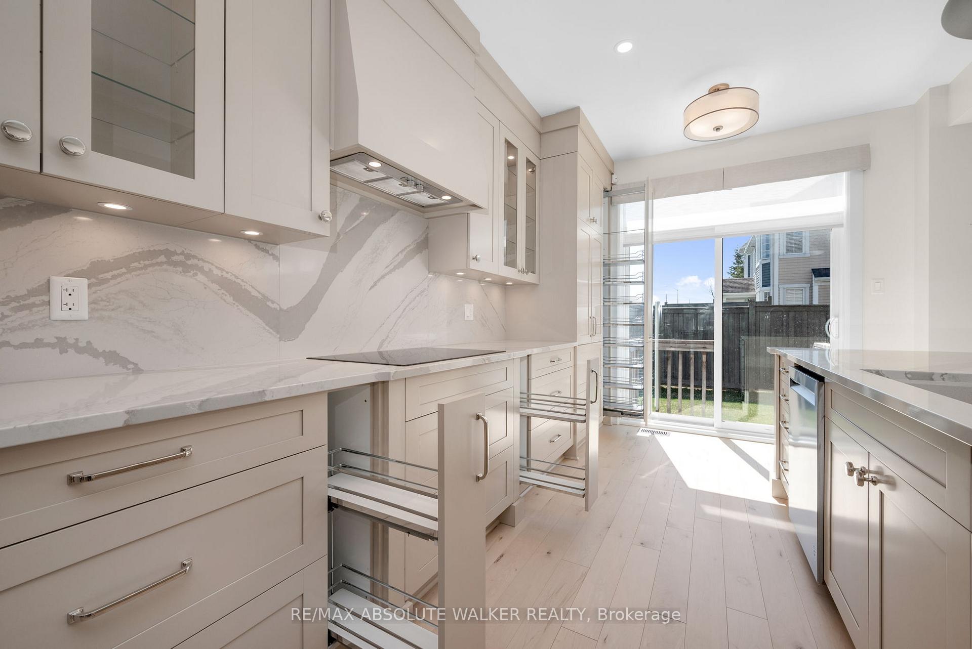 Photo 11 of 501 Egret Way, Ottawa, Barrhaven - Half Moon Bay — HOMEH