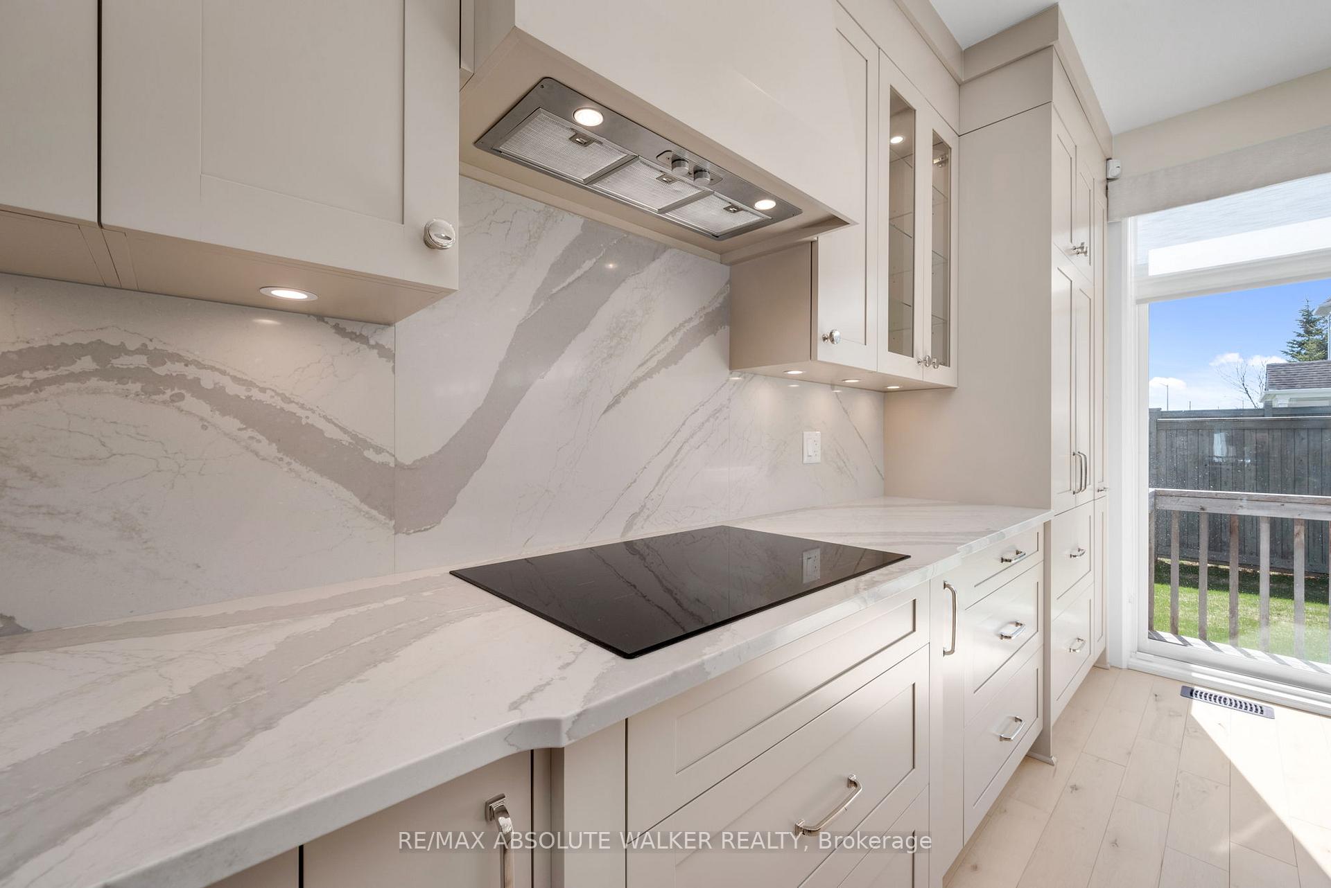 Photo 12 of 501 Egret Way, Ottawa, Barrhaven - Half Moon Bay — HOMEH