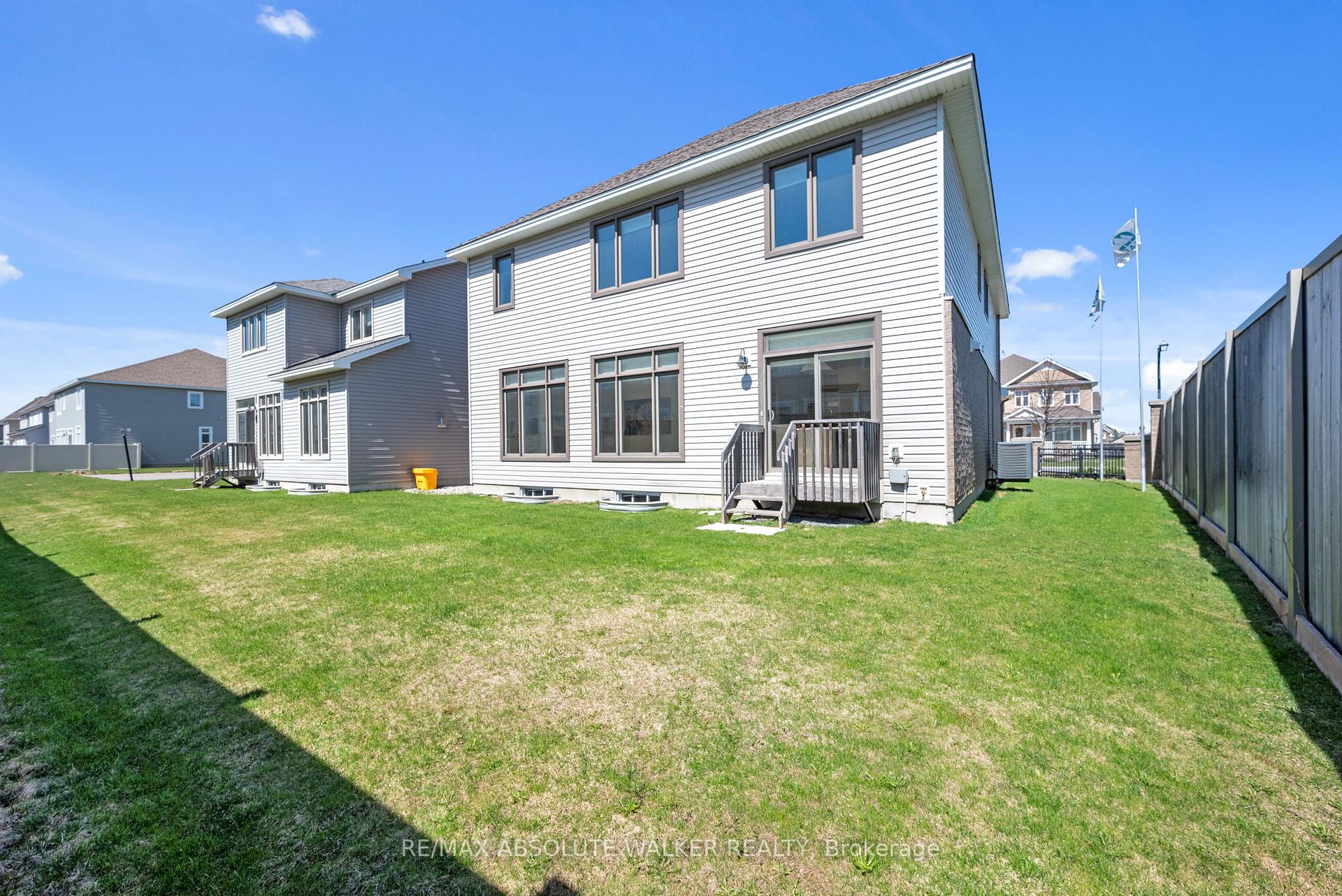 Photo 45 of 501 Egret Way, Ottawa, Barrhaven - Half Moon Bay — HOMEH
