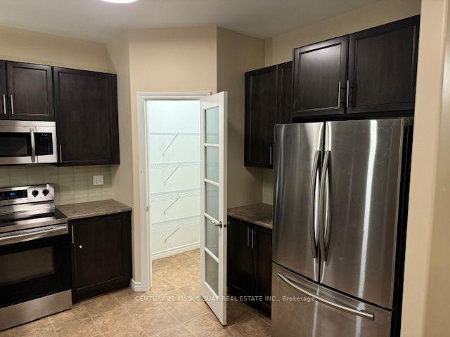Photo 13 of 5 Ledgerock Court, Quinte West, Sidney Ward — HOMEH