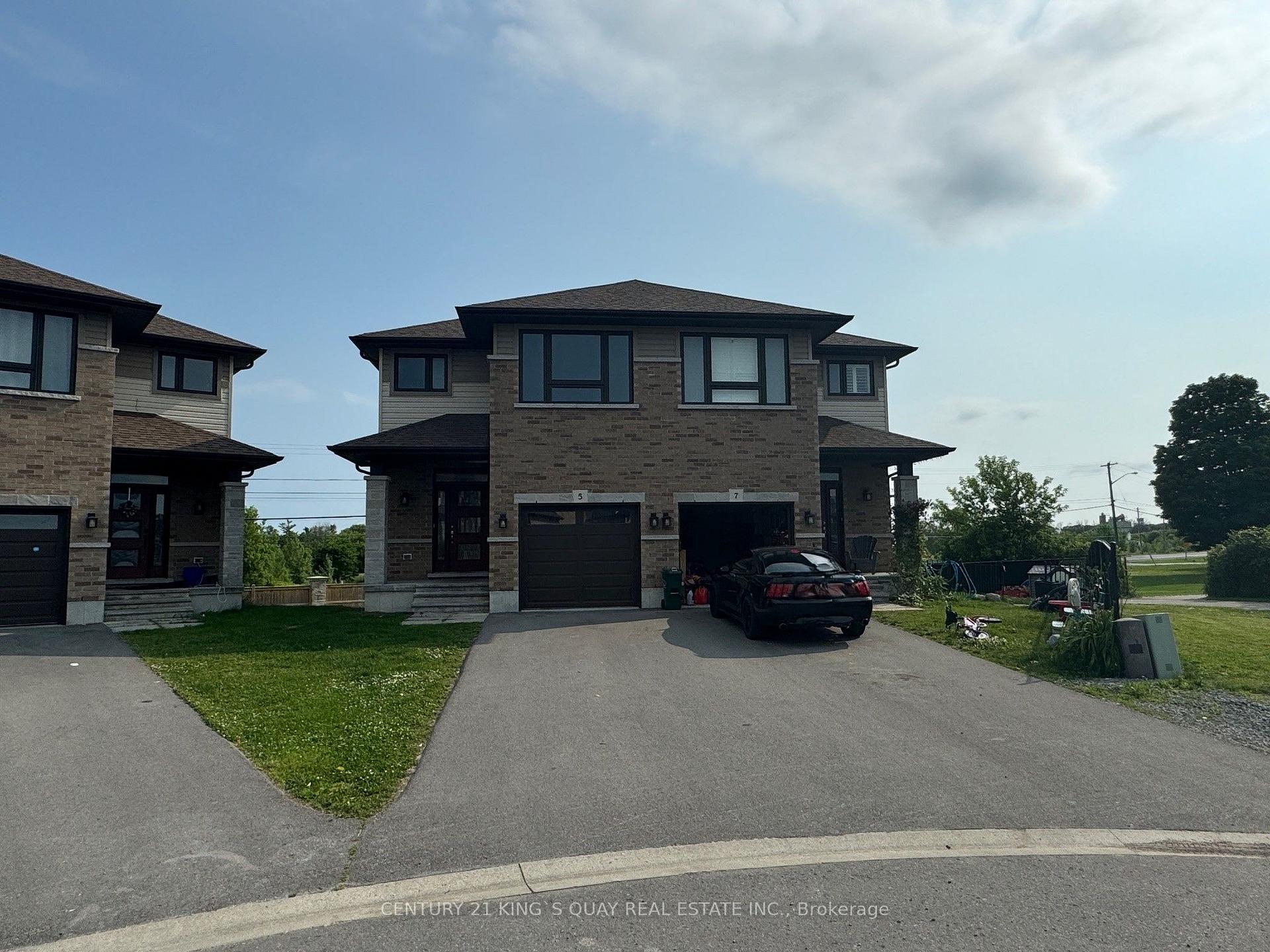 Photo 3 of 5 Ledgerock Court, Quinte West, Sidney Ward — HOMEH