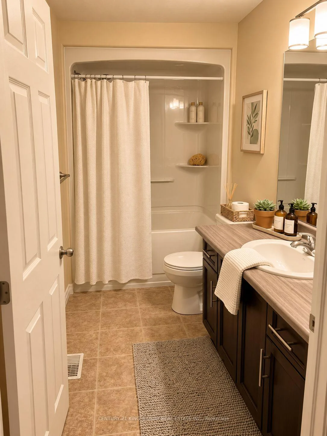 Photo 20 of 5 Ledgerock Court, Quinte West, Sidney Ward — HOMEH