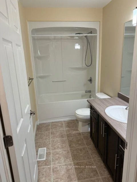 Photo 41 of 5 Ledgerock Court, Quinte West, Sidney Ward — HOMEH