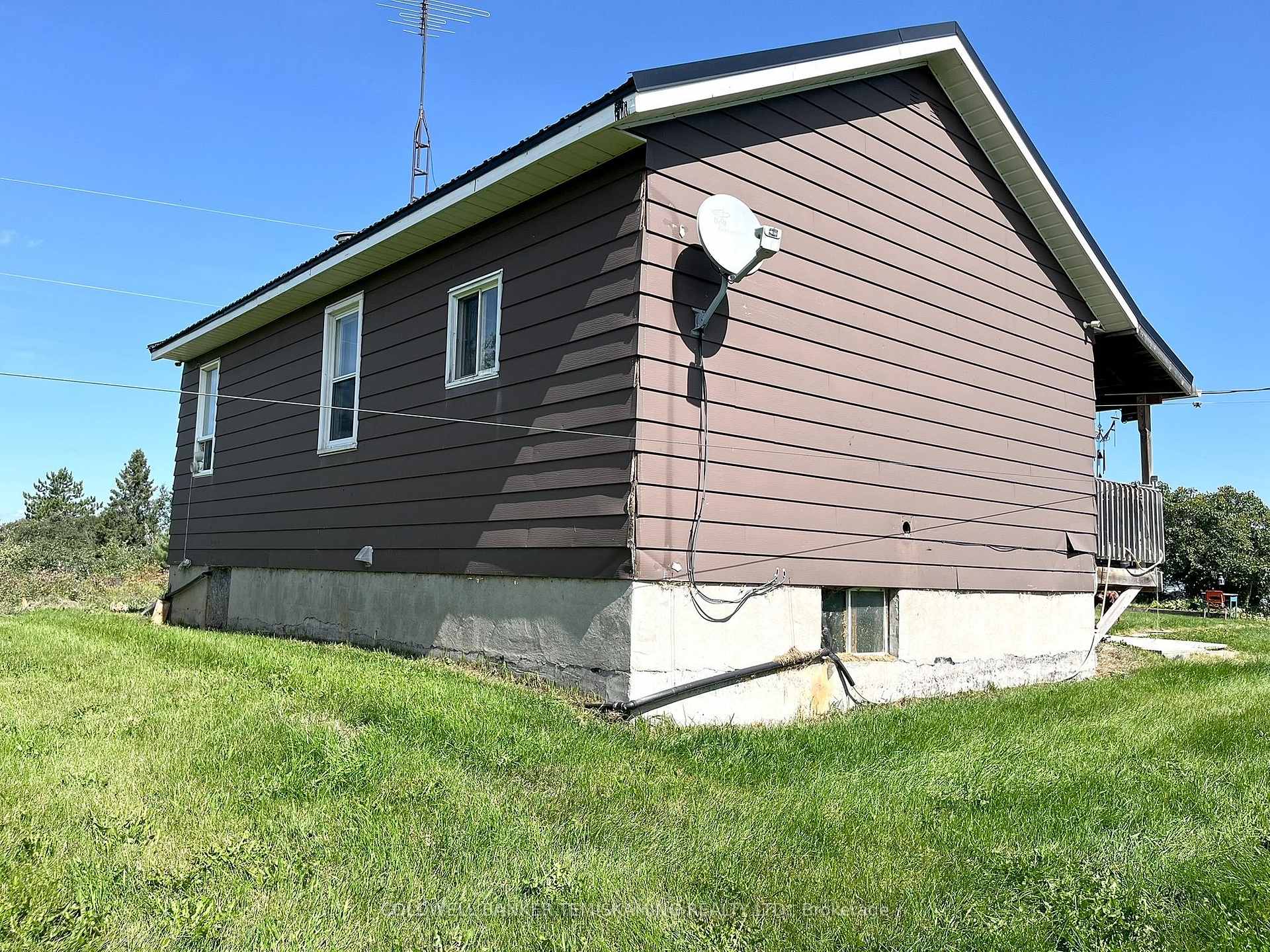 Photo 18 of 864140 Uno Park Road, Timiskaming, TIM - Outside - Rural — HOMEH