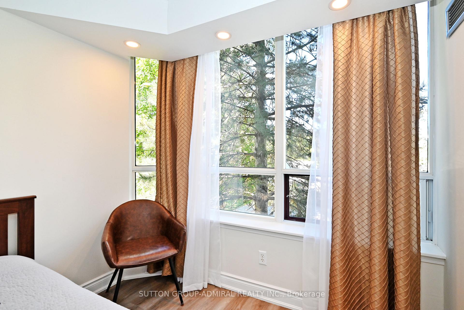 Photo 34 of Unit 203, 91 Townsgate Drive, Vaughan, Crestwood-Springfarm-Yorkhill — HOMEH