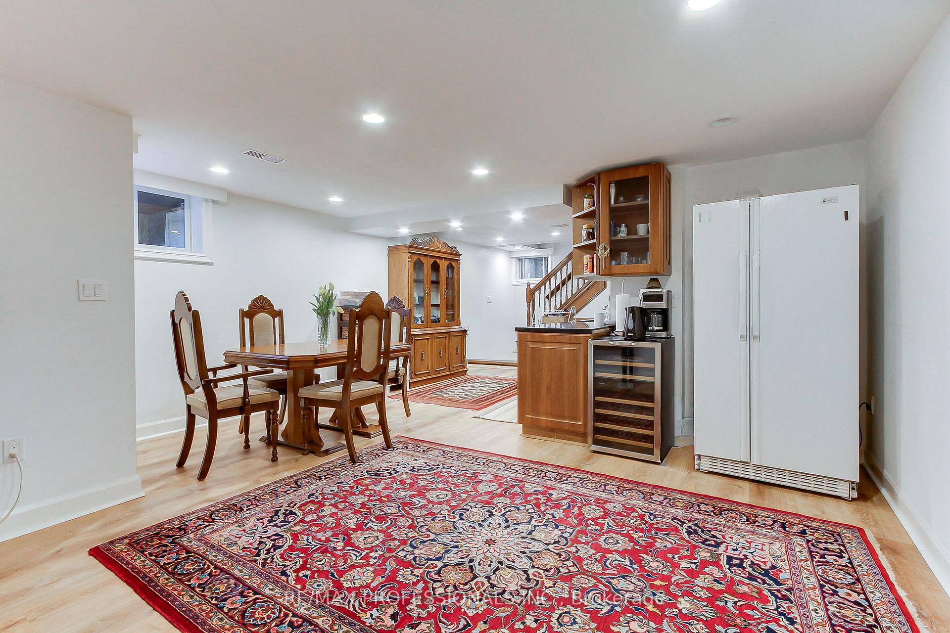Photo 26 of 40 Cowley Avenue, Etobicoke, Islington-City Centre West — HOMEH