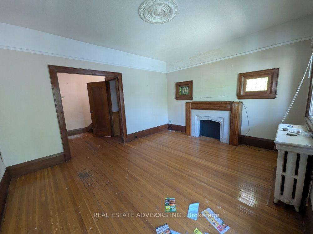 Photo 3 of 61 Greensides Avenue, Toronto, Wychwood — HOMEH