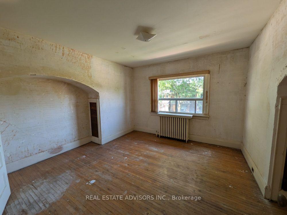 Photo 10 of 61 Greensides Avenue, Toronto, Wychwood — HOMEH