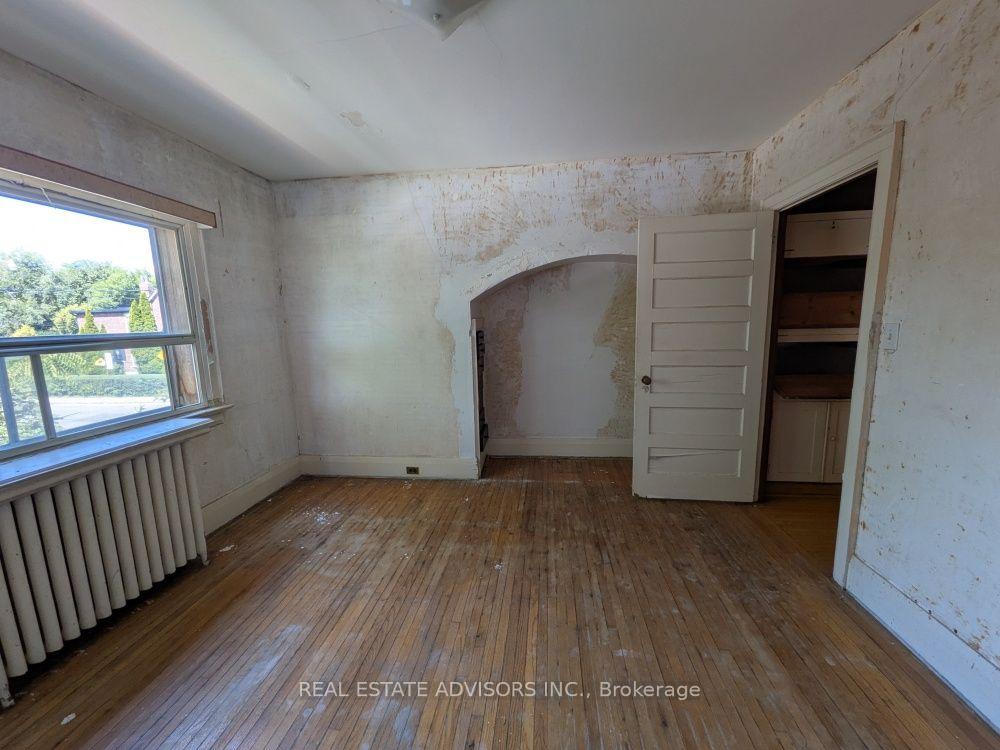 Photo 11 of 61 Greensides Avenue, Toronto, Wychwood — HOMEH