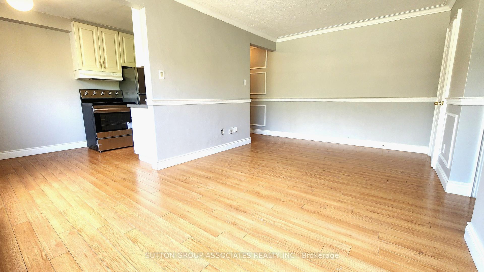 Photo 8 of Unit 202, 1 Greenbrook Drive, North York, Beechborough-Greenbrook — HOMEH