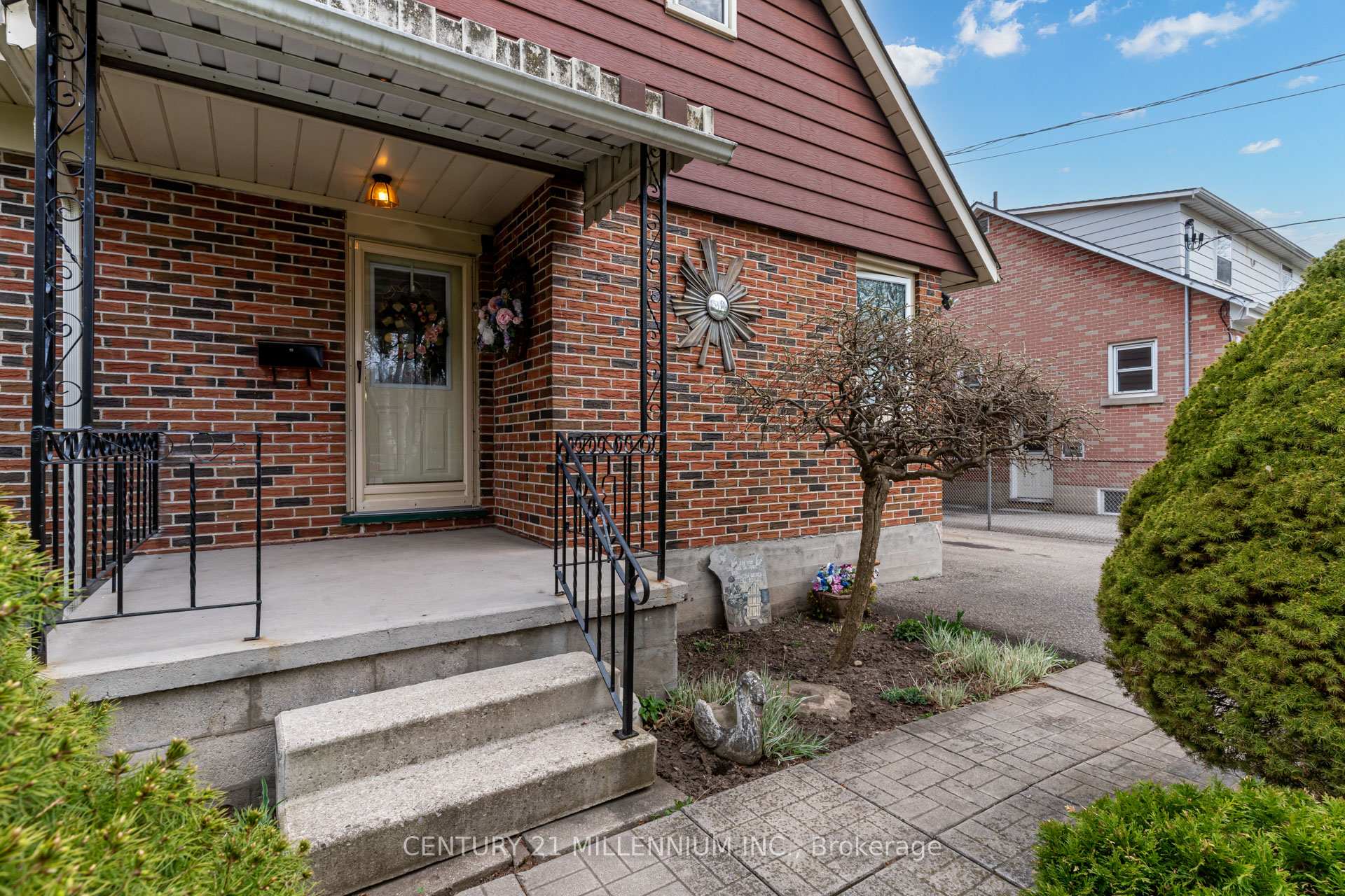 Photo 5 of 78 York Road, Guelph, St. Patrick's Ward — HOMEH