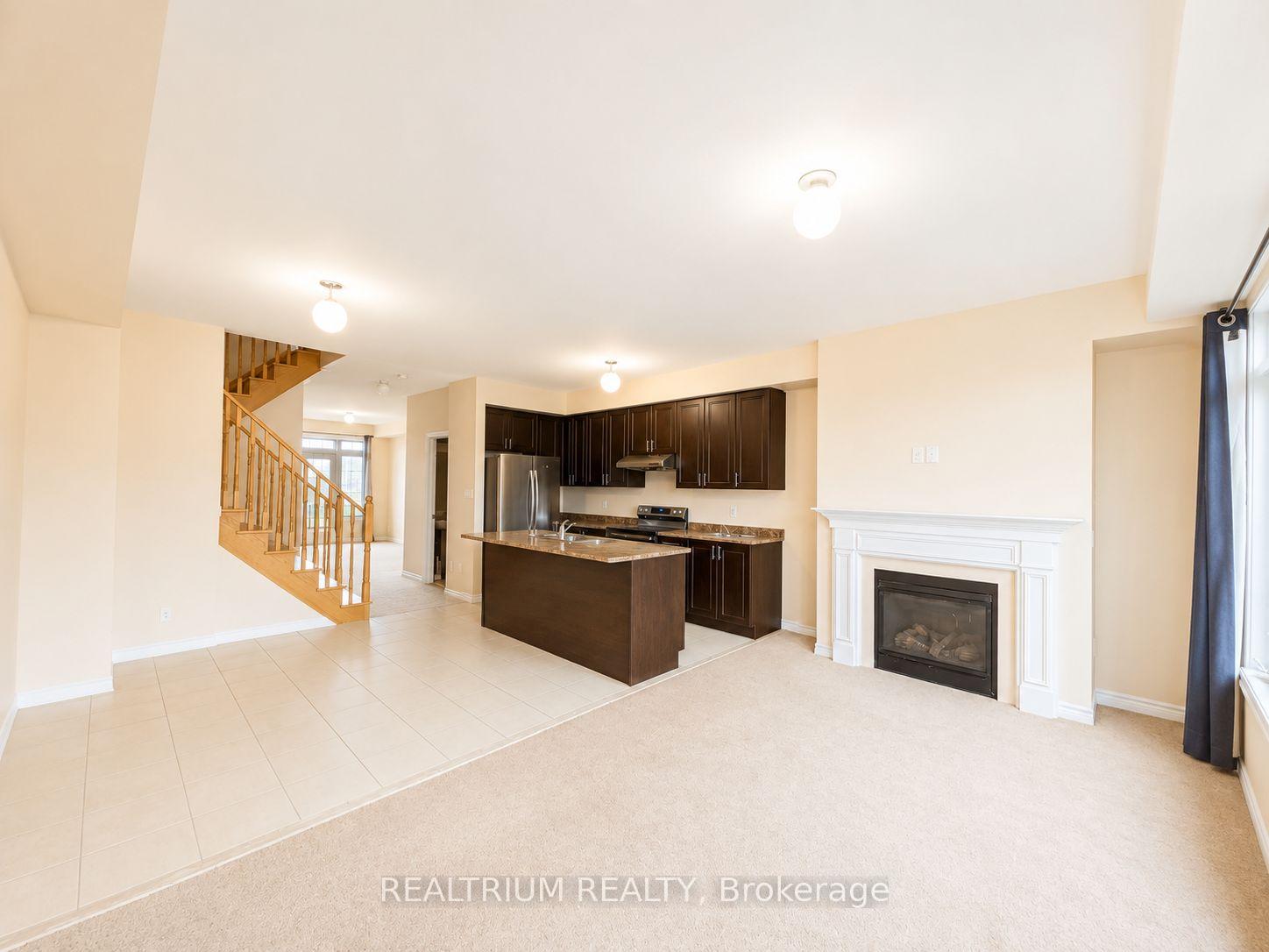 Photo 5 of 235 Dundas Way, Markham, Greensborough — HOMEH
