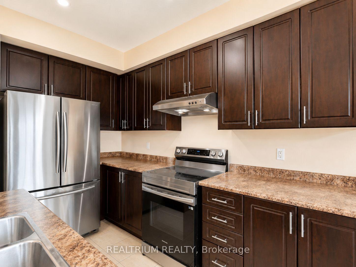 Photo 7 of 235 Dundas Way, Markham, Greensborough — HOMEH