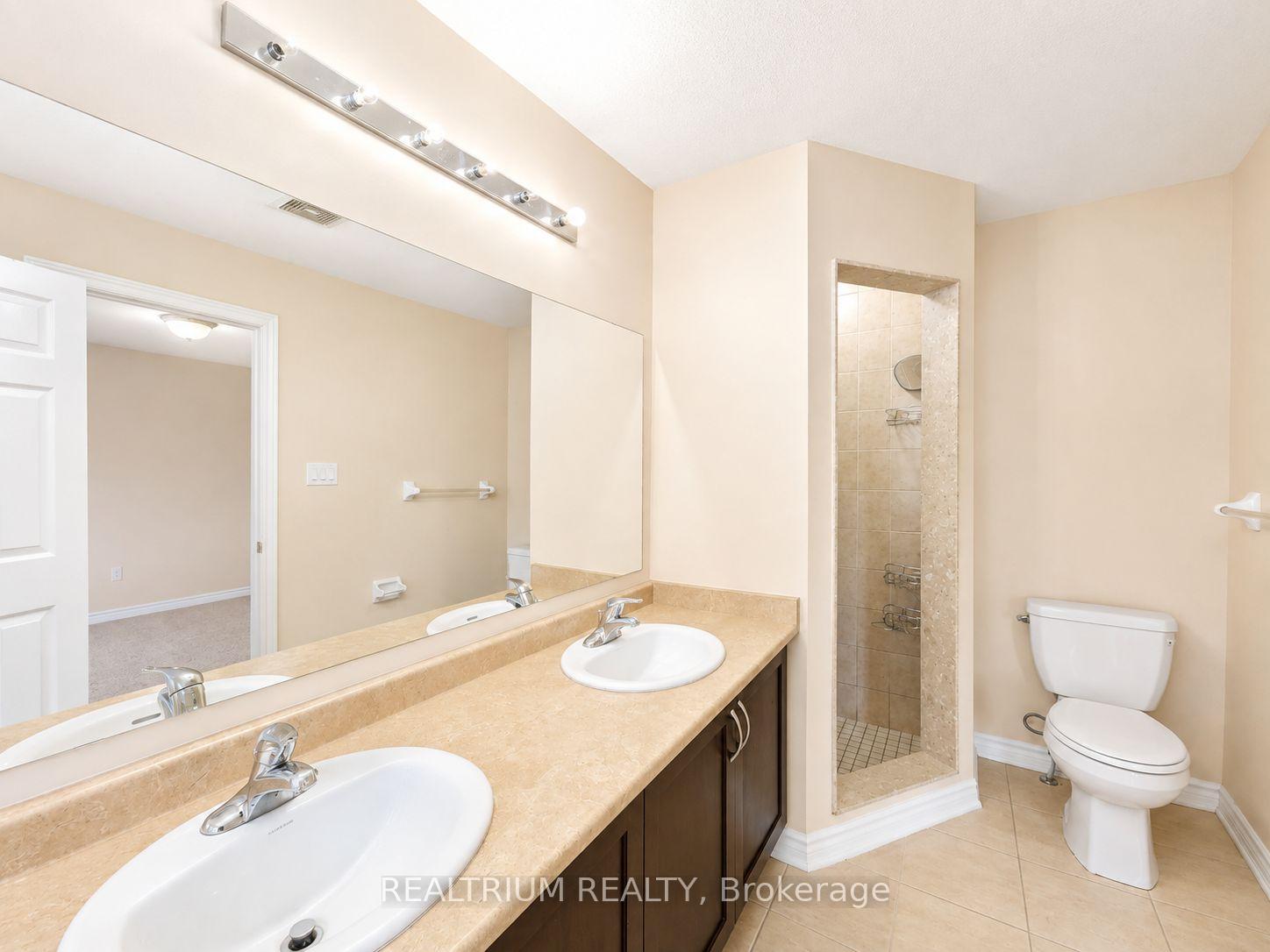 Photo 14 of 235 Dundas Way, Markham, Greensborough — HOMEH