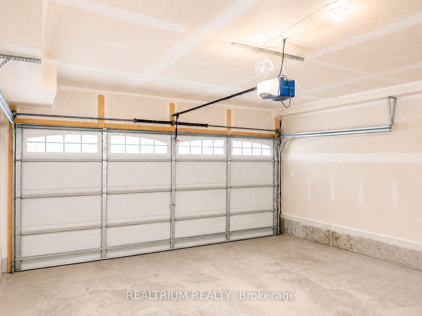 Photo 19 of 235 Dundas Way, Markham, Greensborough — HOMEH