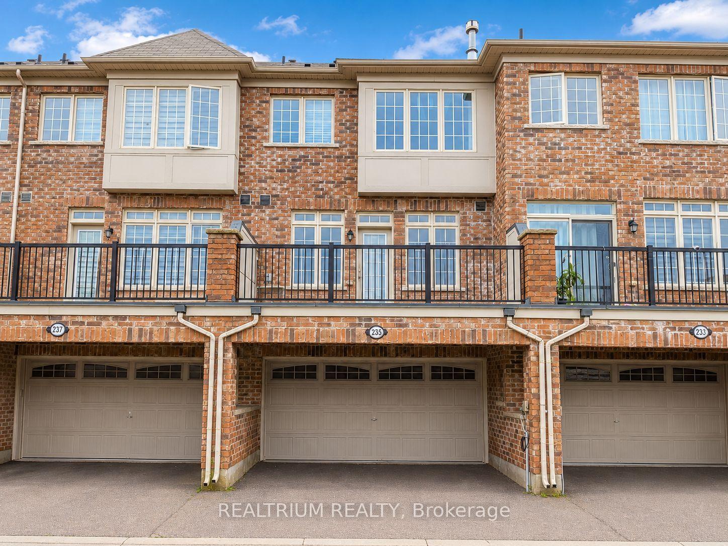 Photo 20 of 235 Dundas Way, Markham, Greensborough — HOMEH