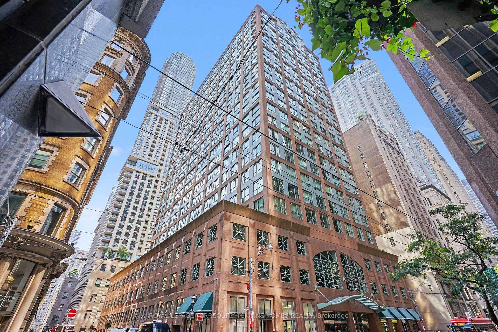 Photo 2 of Unit 1841, 7 King Street E, Toronto, Waterfront Communities — HOMEH