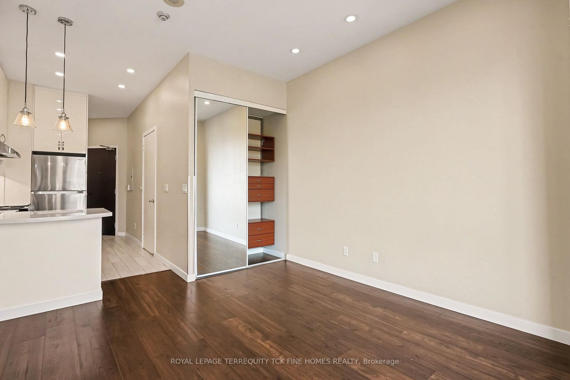 Photo 6 of Unit 1841, 7 King Street E, Toronto, Waterfront Communities — HOMEH