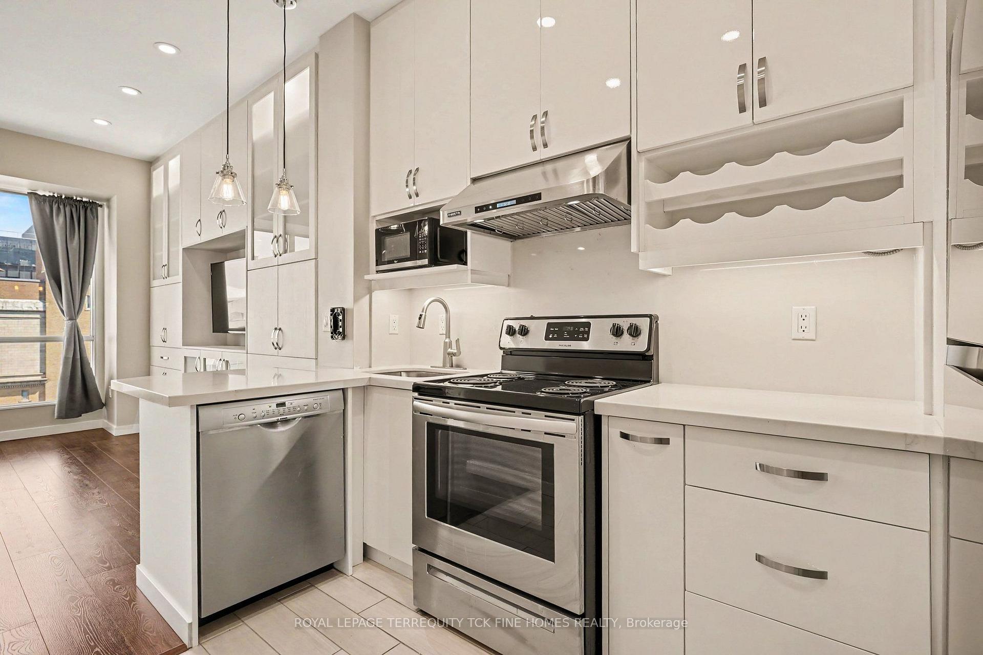 Photo 15 of Unit 1841, 7 King Street E, Toronto, Waterfront Communities — HOMEH