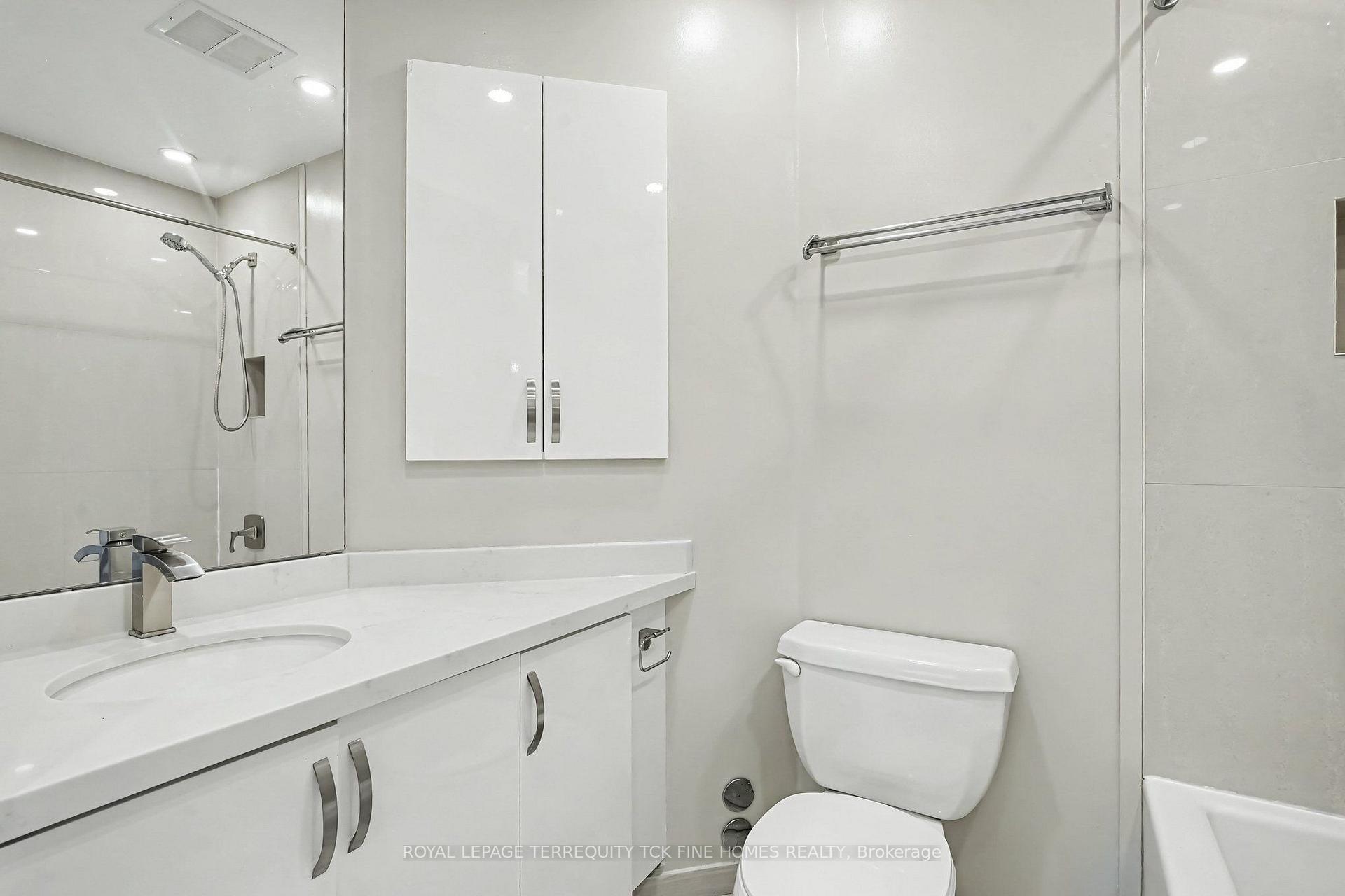 Photo 17 of Unit 1841, 7 King Street E, Toronto, Waterfront Communities — HOMEH
