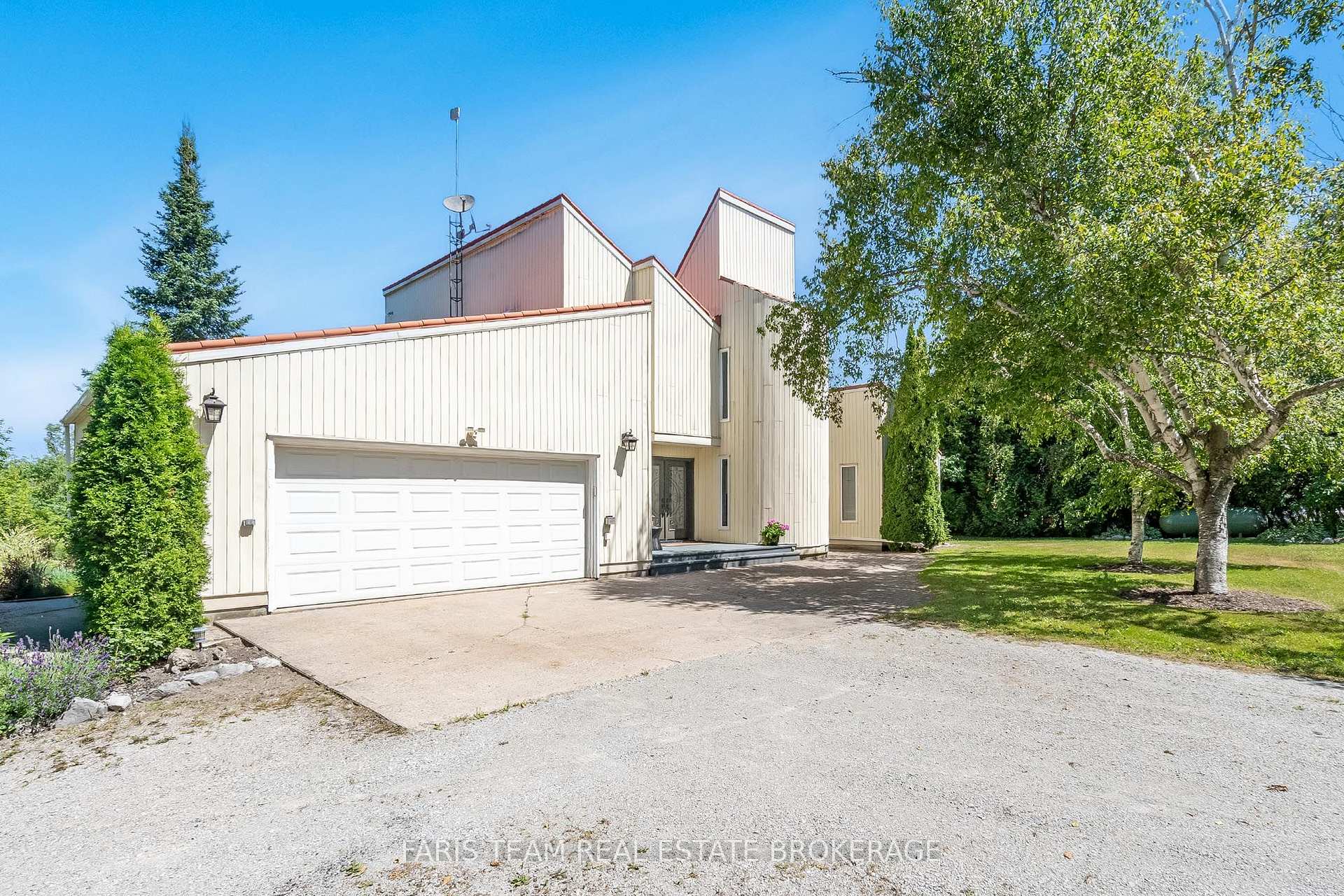 Photo 3 of 249 Medonte Sideroad 2, Oro-Medonte, Rural Oro-Medonte — HOMEH