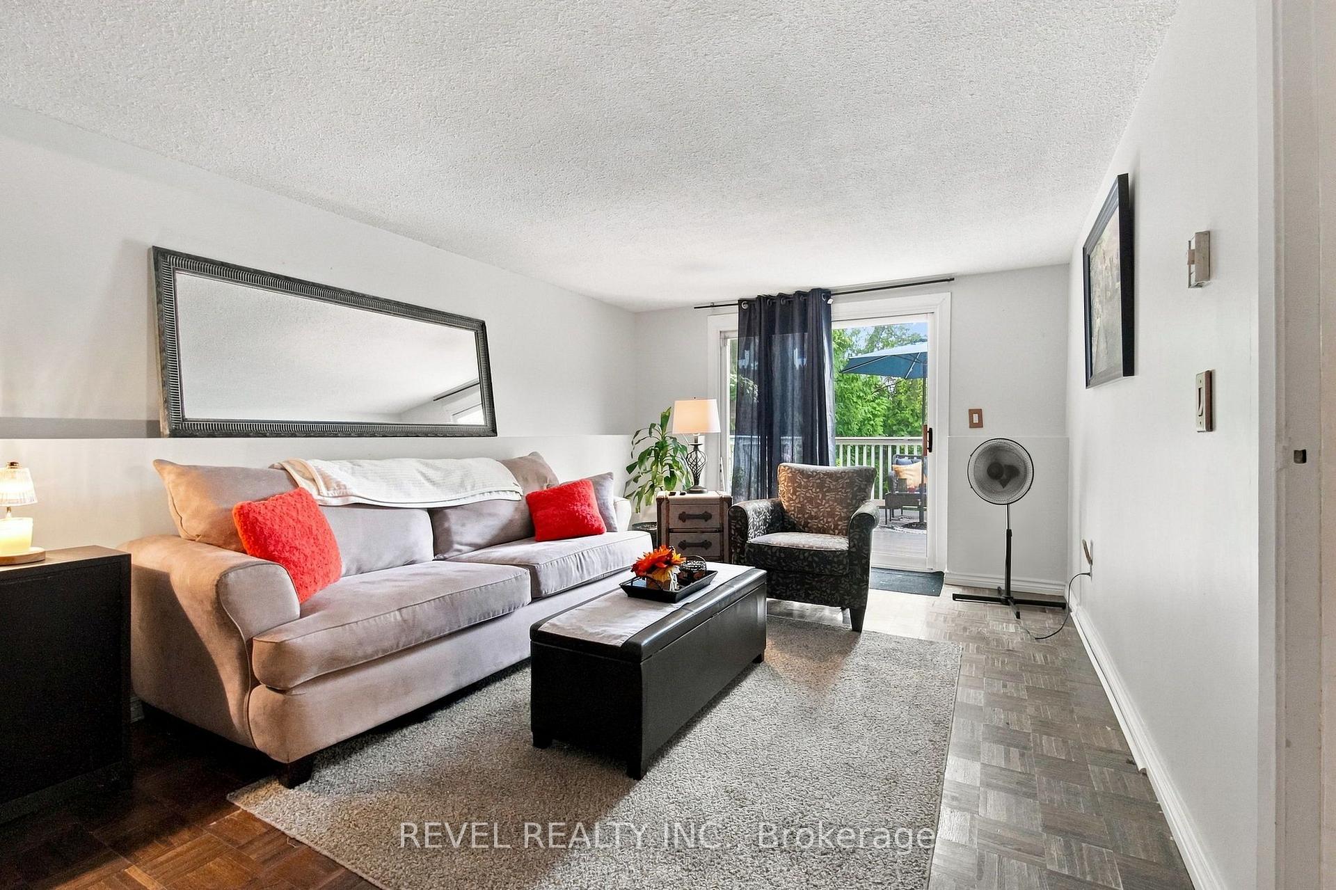 Photo 18 of 562 Capilano Crescent, Oshawa, Donevan — HOMEH