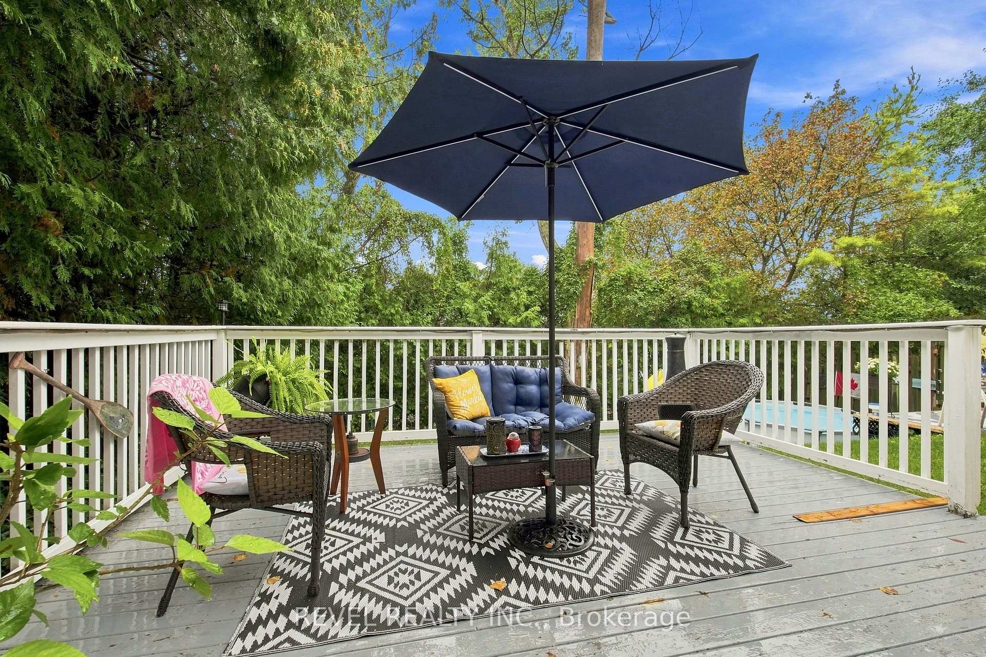 Photo 30 of 562 Capilano Crescent, Oshawa, Donevan — HOMEH