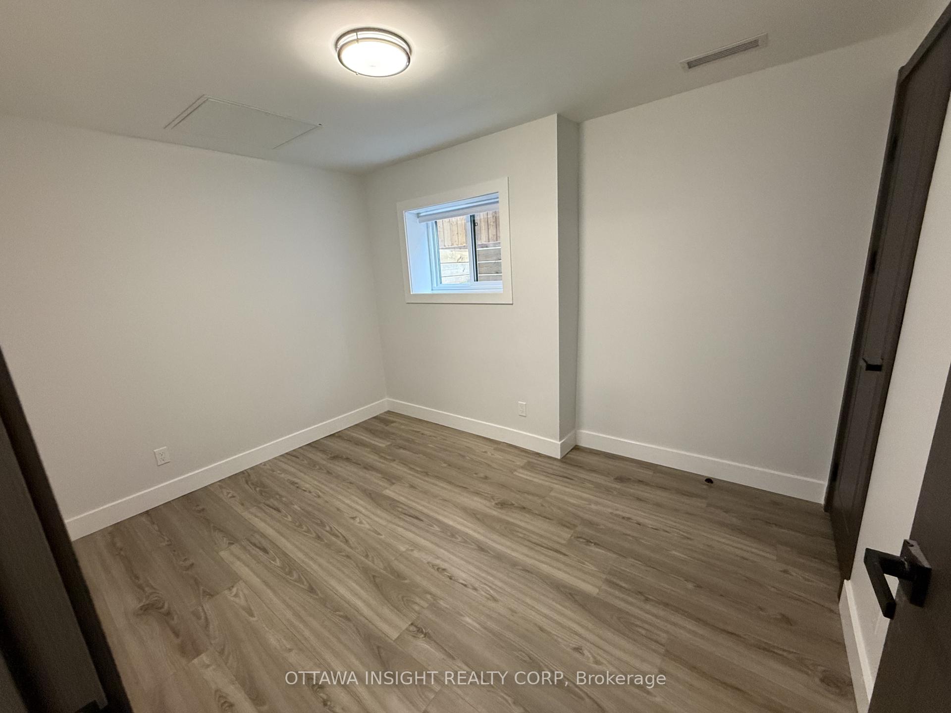 Photo 7 of Unit 4, 266 Carruthers Avenue, Ottawa, Hintonburg — HOMEH