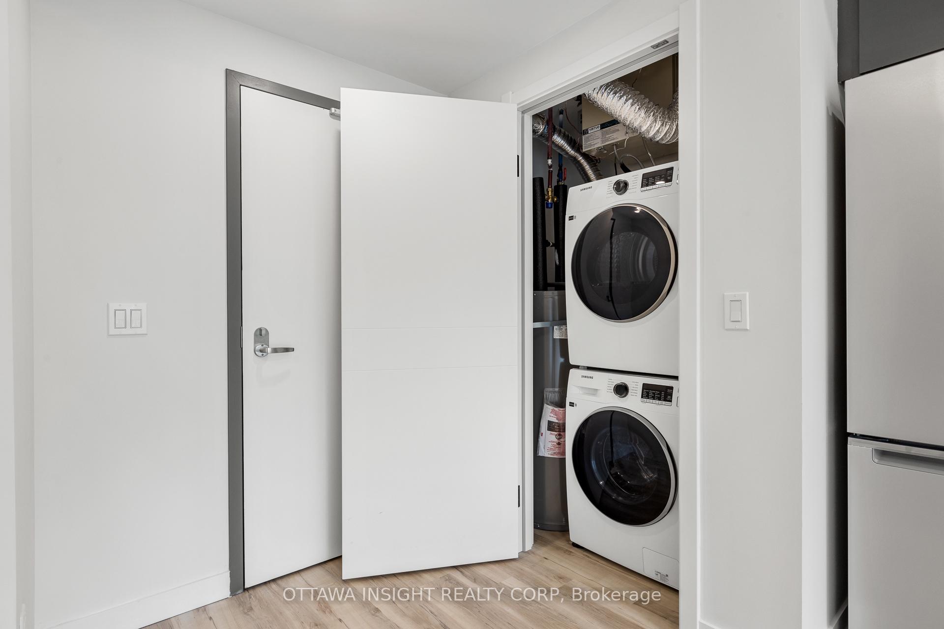 Photo 2 of Unit 1, 2409 Carlsen Avenue, Ottawa, Heron Park — HOMEH
