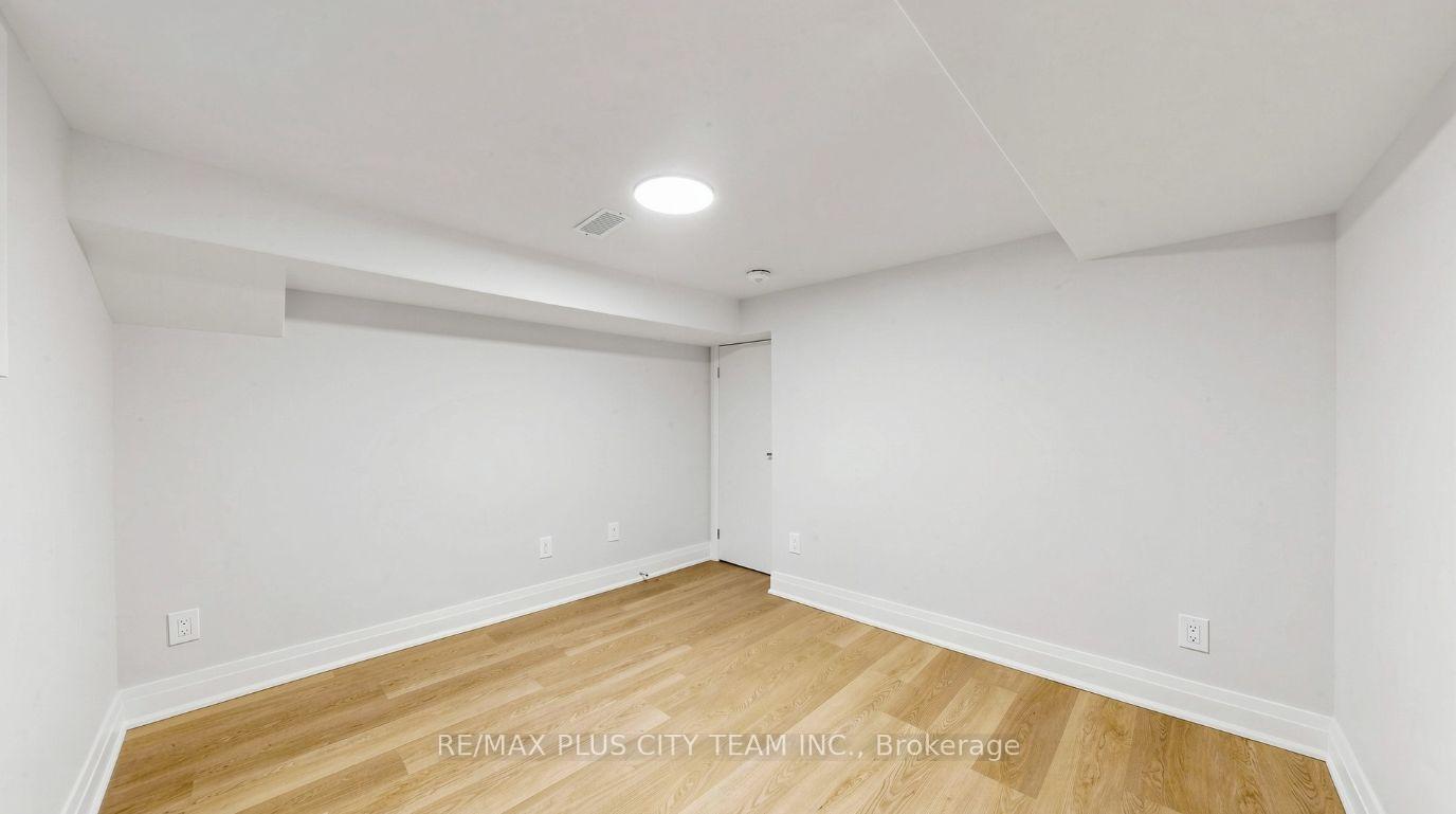 Photo 20 of Unit Bsmt, 9 Lesmount Avenue, Toronto, Danforth Village-East York — HOMEH