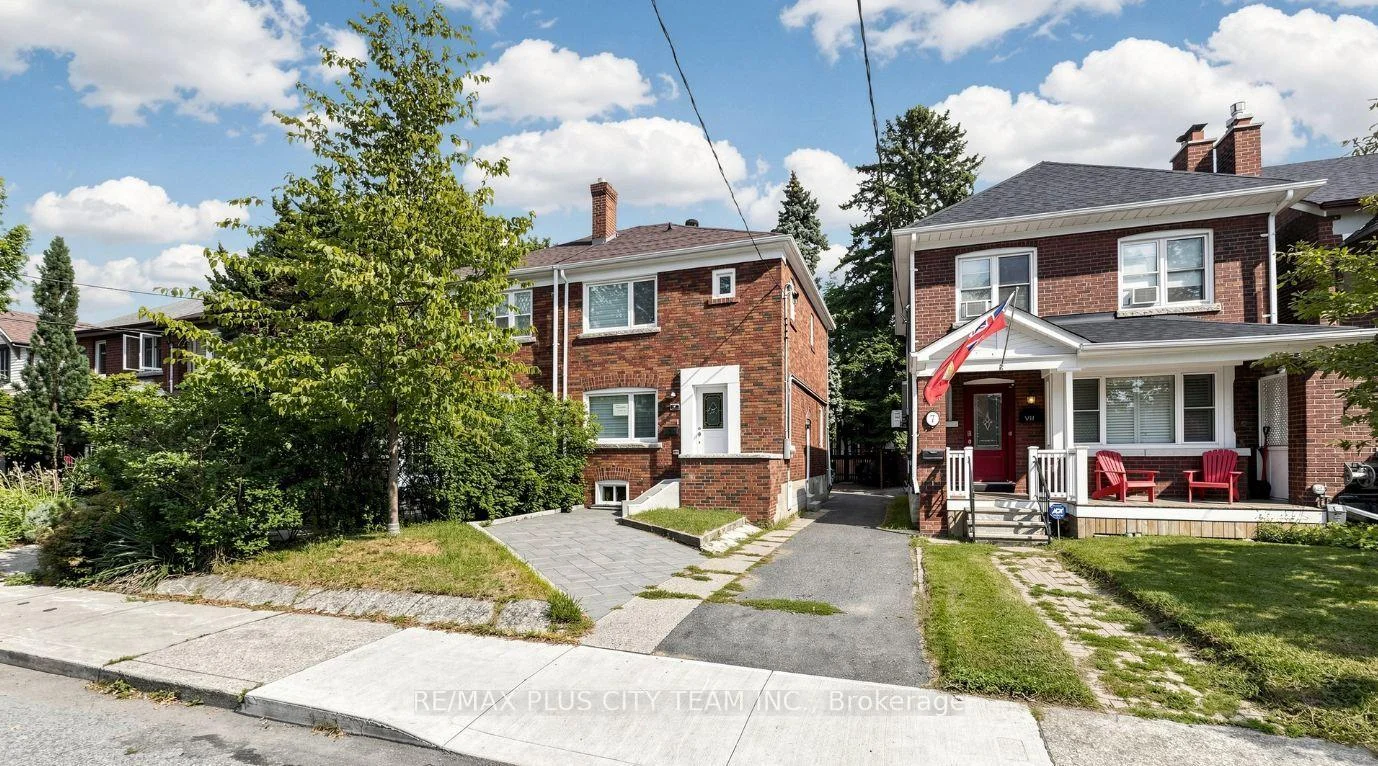 Photo 4 of Unit Bsmt, 9 Lesmount Avenue, Toronto, Danforth Village-East York — HOMEH