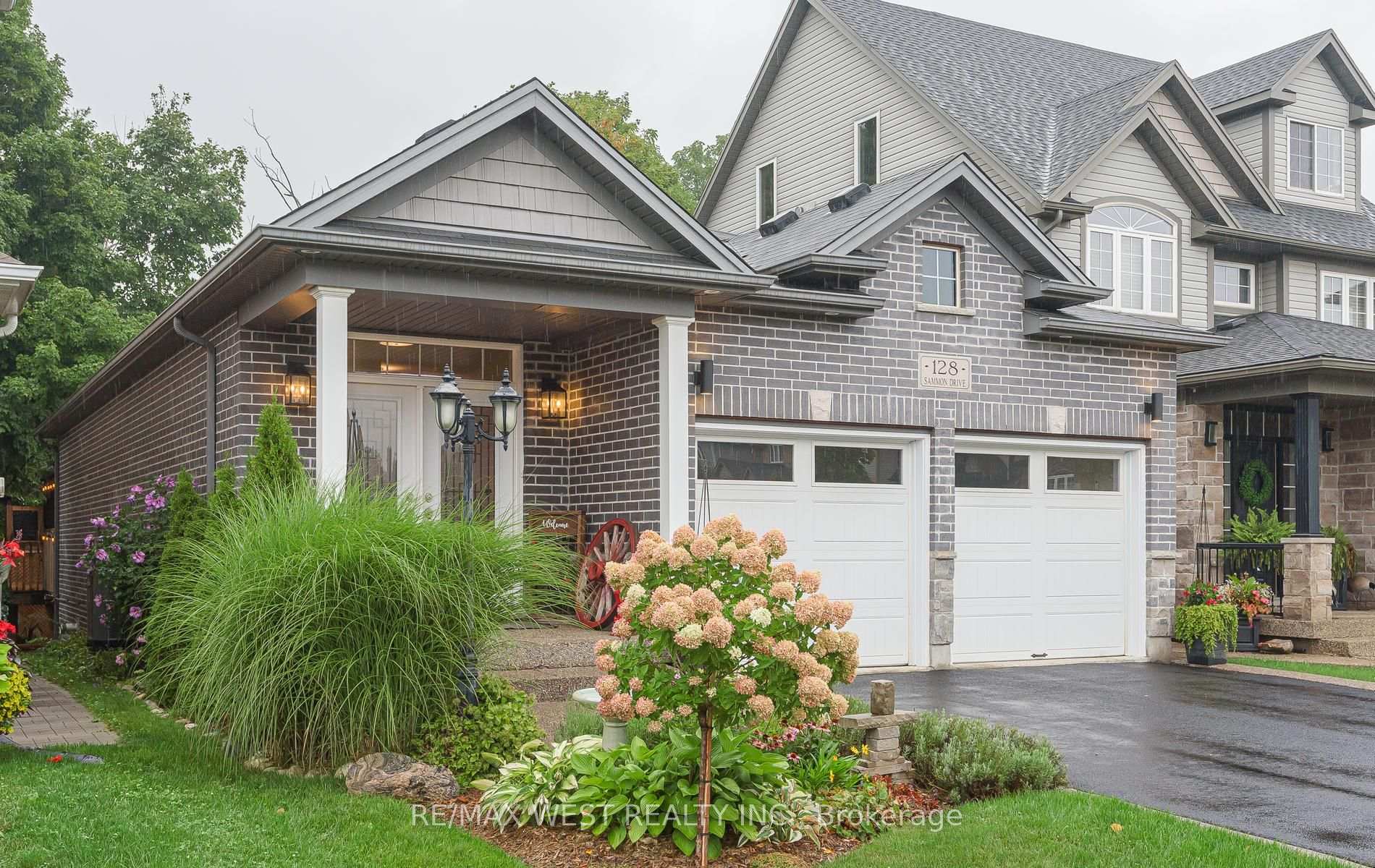 Photo 2 of 128 Sammon Drive, Guelph/Eramosa, Rockwood — HOMEH