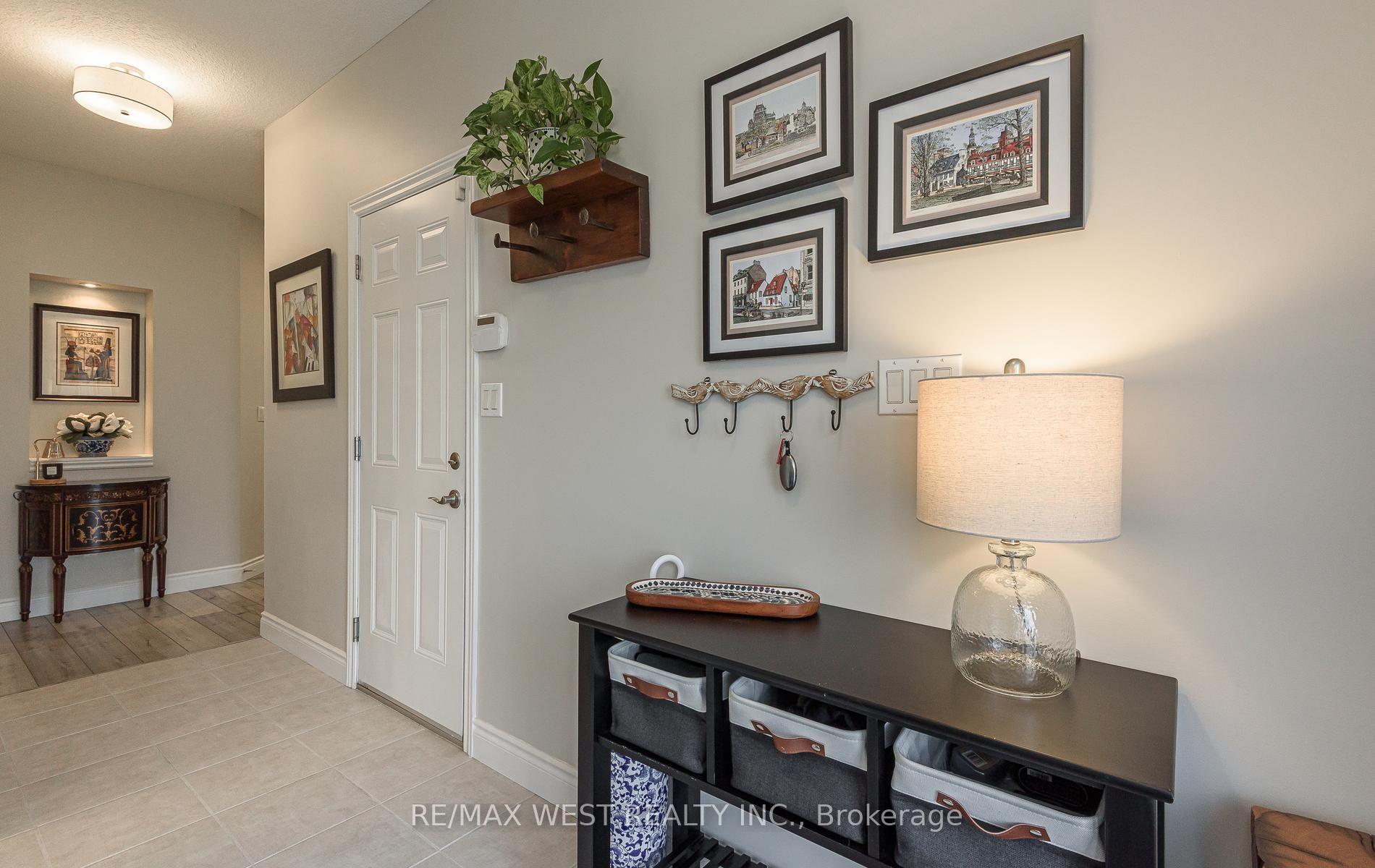 Photo 7 of 128 Sammon Drive, Guelph/Eramosa, Rockwood — HOMEH