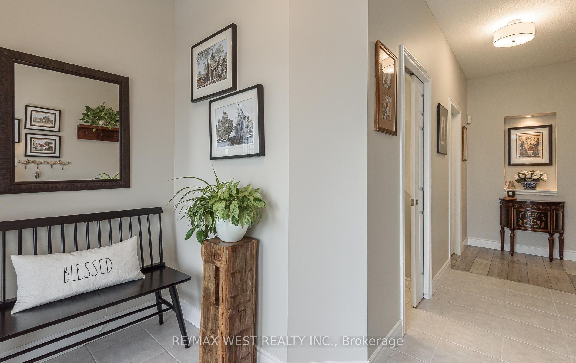 Photo 8 of 128 Sammon Drive, Guelph/Eramosa, Rockwood — HOMEH